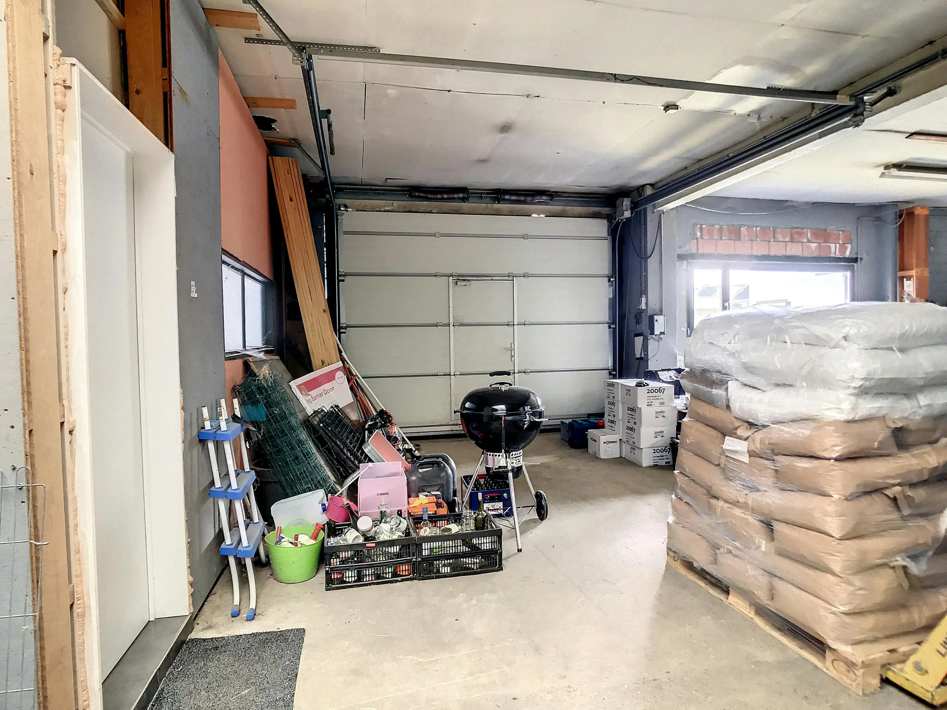 Ruime loods met wooneenheid in het centrum van Ruisbroek foto 20