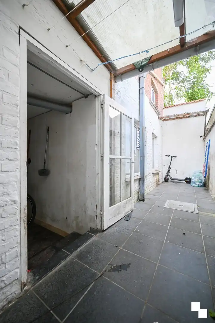 Verhuurde woning met loods te Izegem foto 8