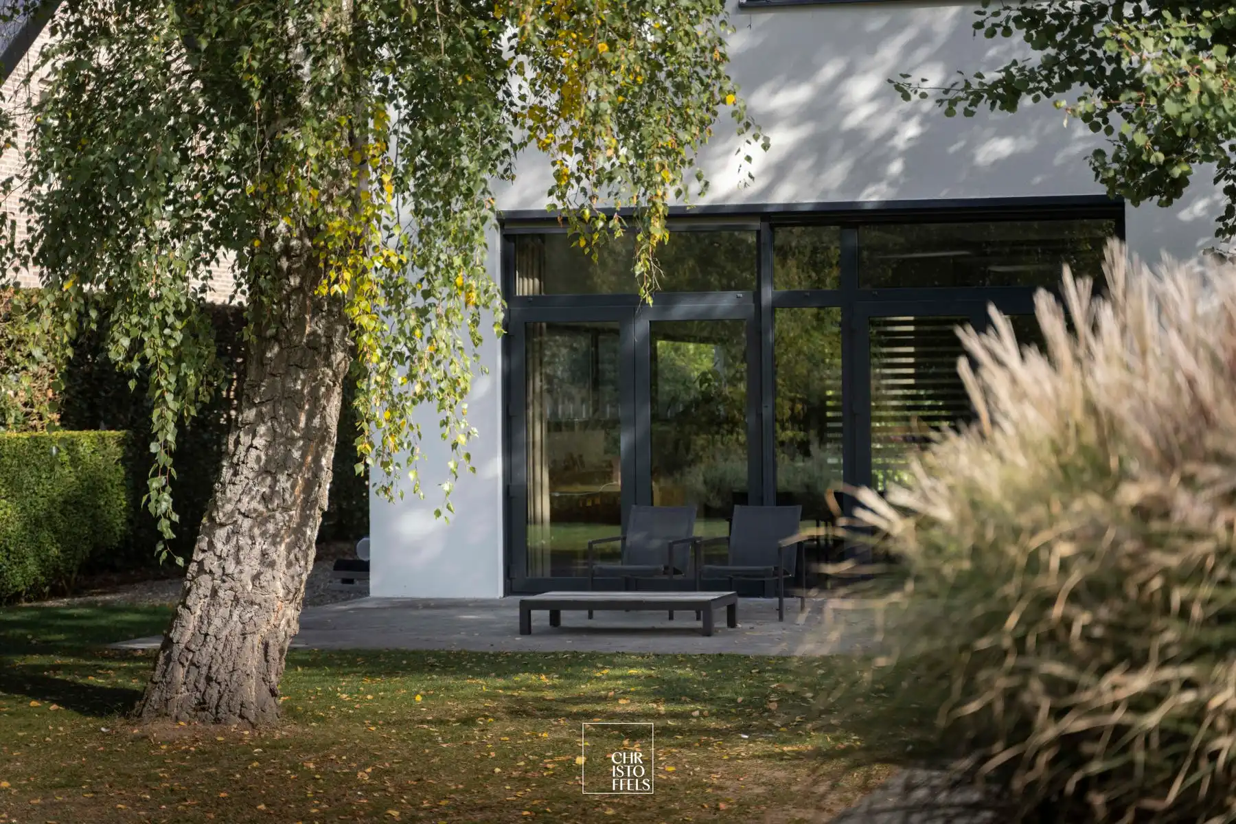 Architecturale villa  (488m²) met buitenzwembad op perceel van 1.281m²  foto 18