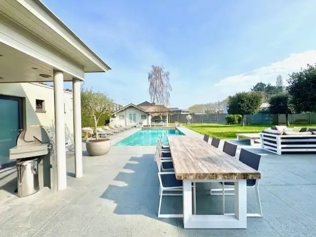 RUIME TIJDLOZE VILLA | 2.800 M² foto 51