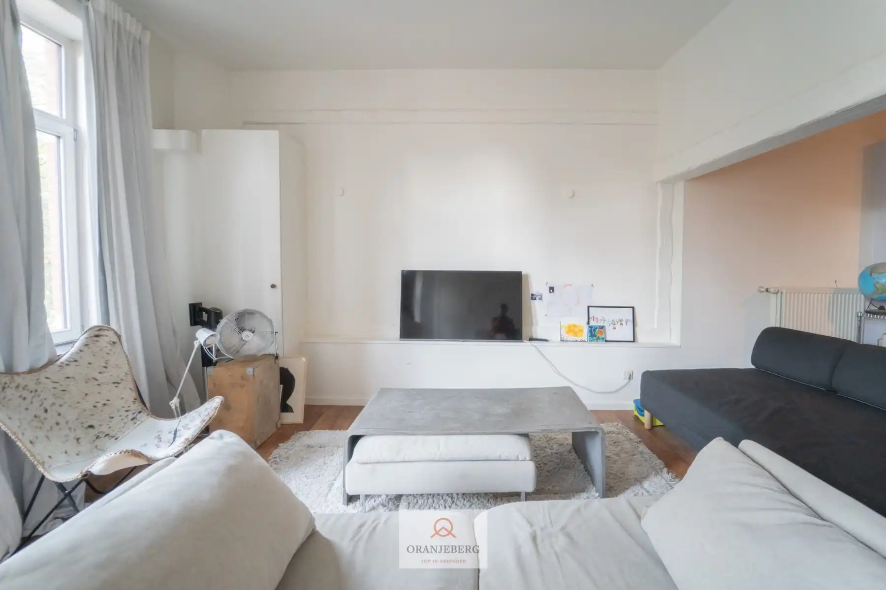 Uniek gelegen appartement in hartje Gent op het Sint-Baafsplein foto 6