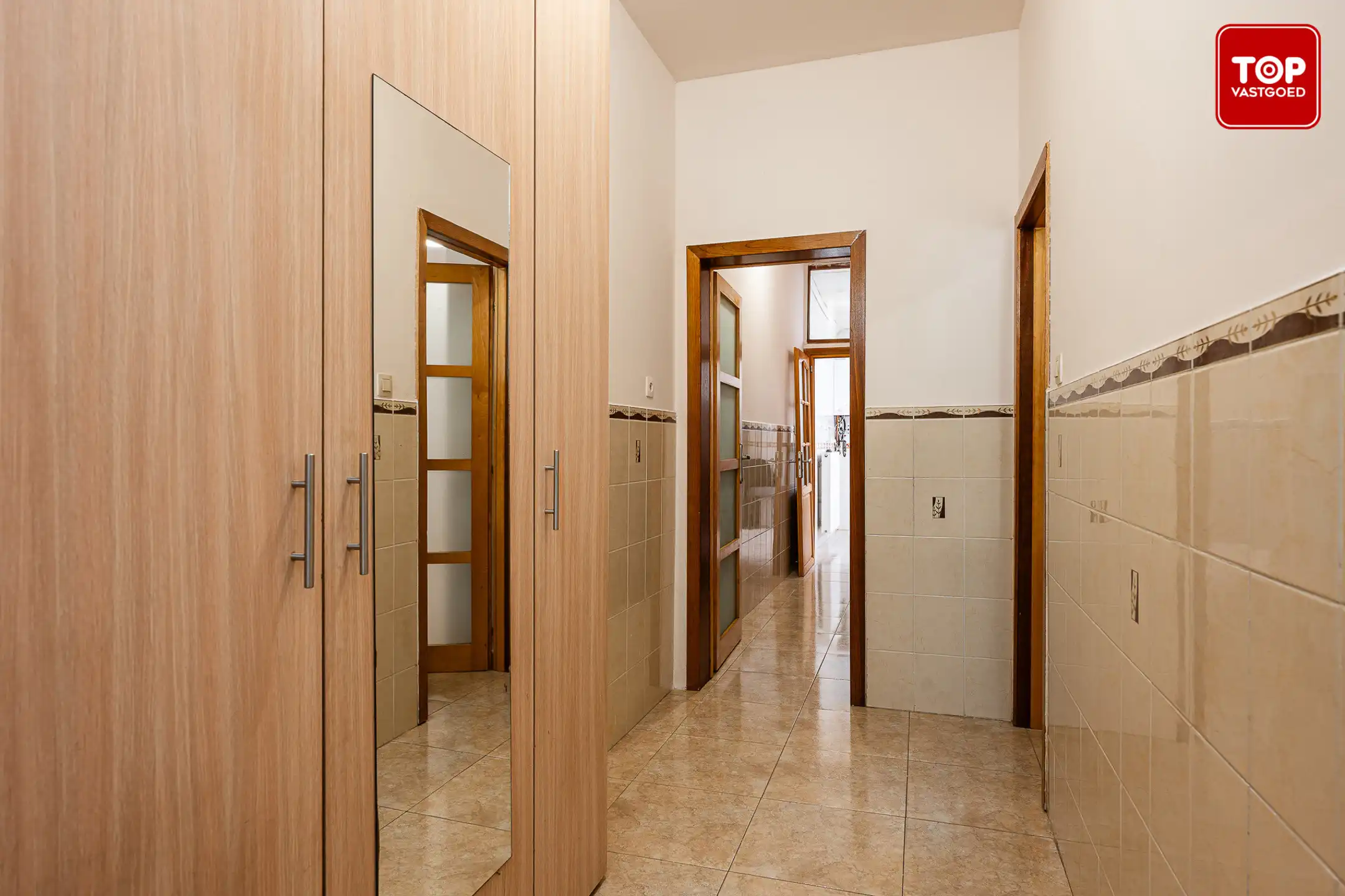 Instapklare woning met 4 slaapkamers op TOPlocatie foto 5
