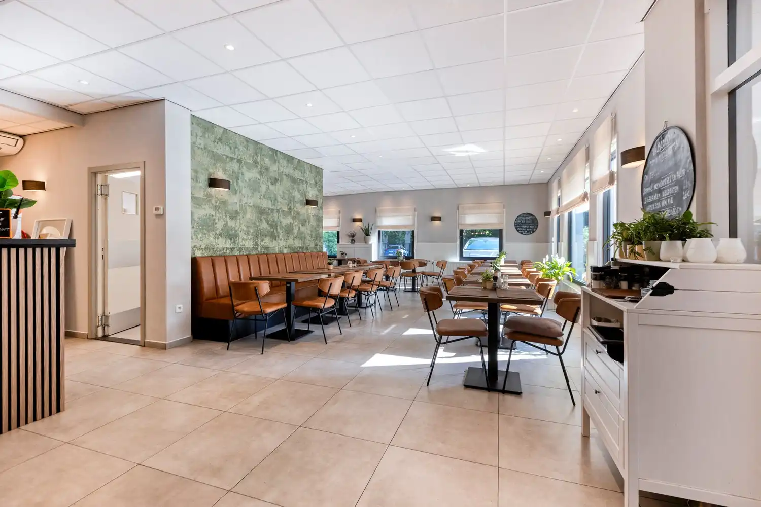 Unieke overnamekans: volledig uitgeruste binnenspeeltuin met brasserie op toplocatie in Rekem/Lanaken foto 3