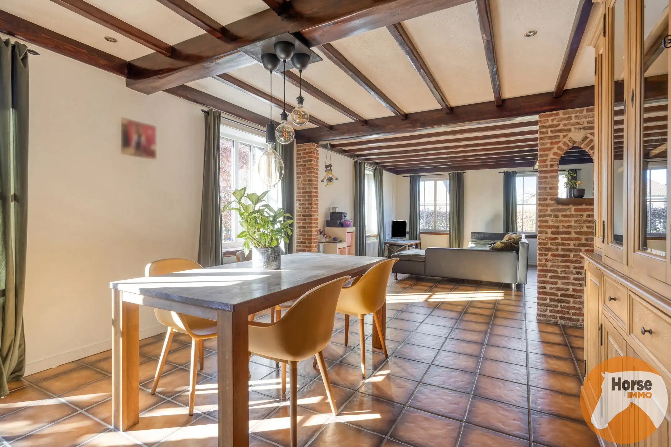 LOKEREN - Ruime woning met veel  mogelijkheden foto 8