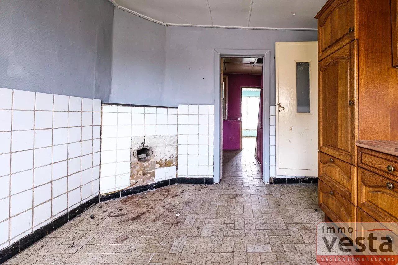 Te renoveren woning foto 7