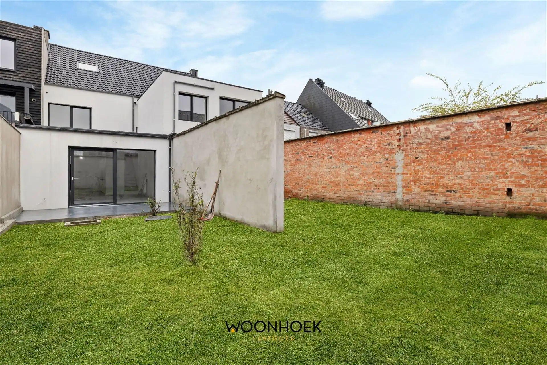 Gerenoveerde, 4-slpk woning met 2 badkamers en tuin! foto 19