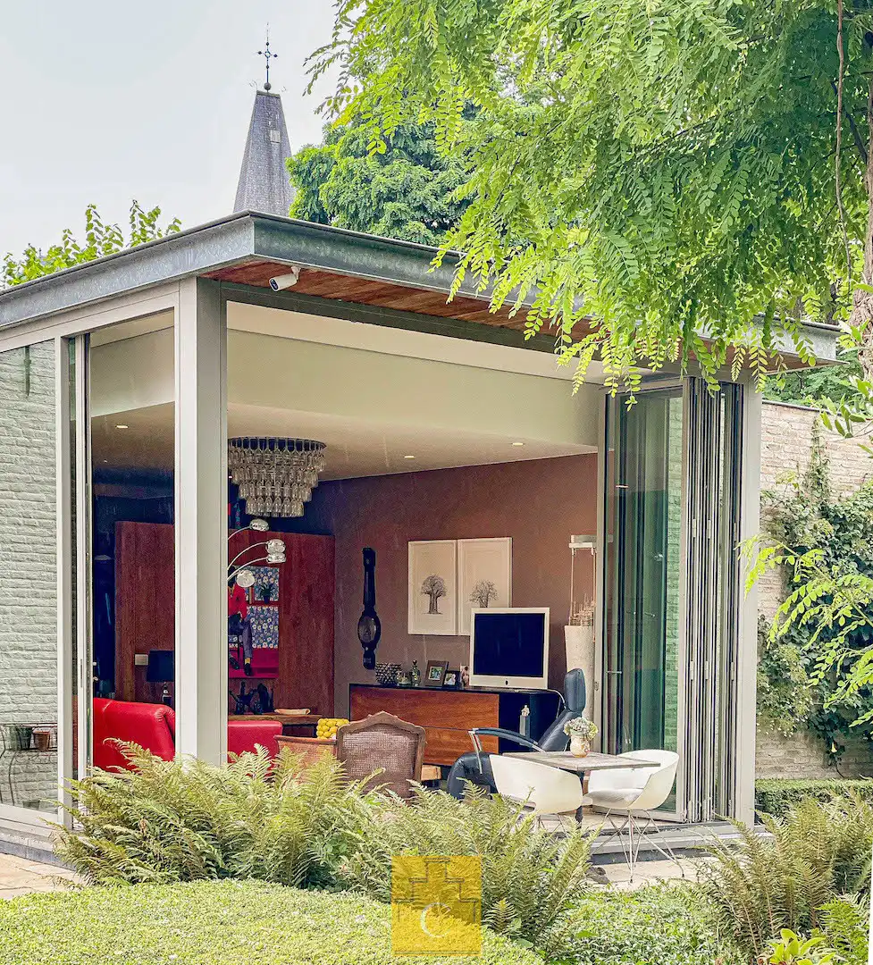 Een woning waar karakter en hedendaagse architectuur elkaar perfect aanvullen. foto 6