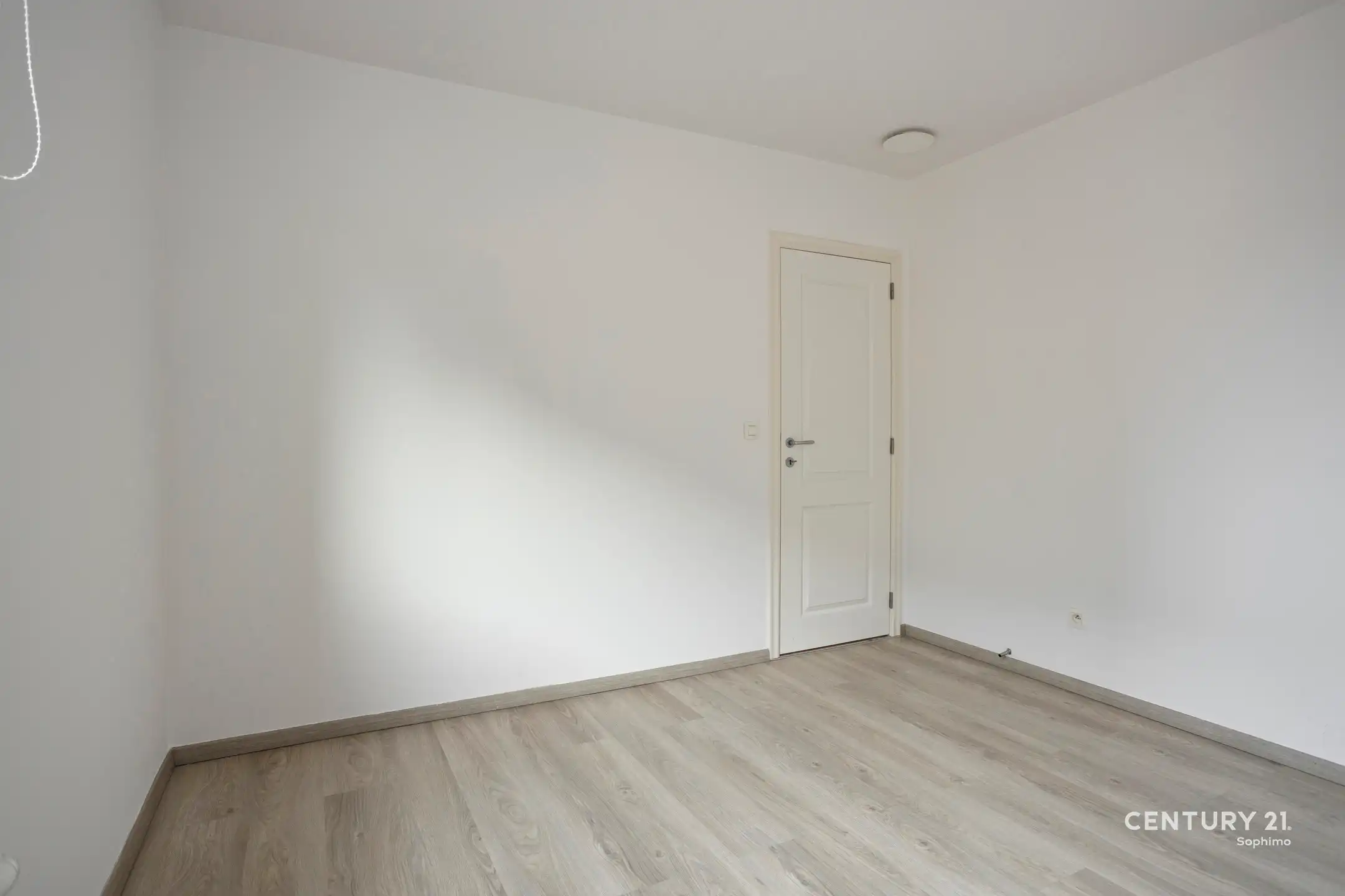 Gunstig gelegen ééngezinswoning met 4 slaapkamers foto 20