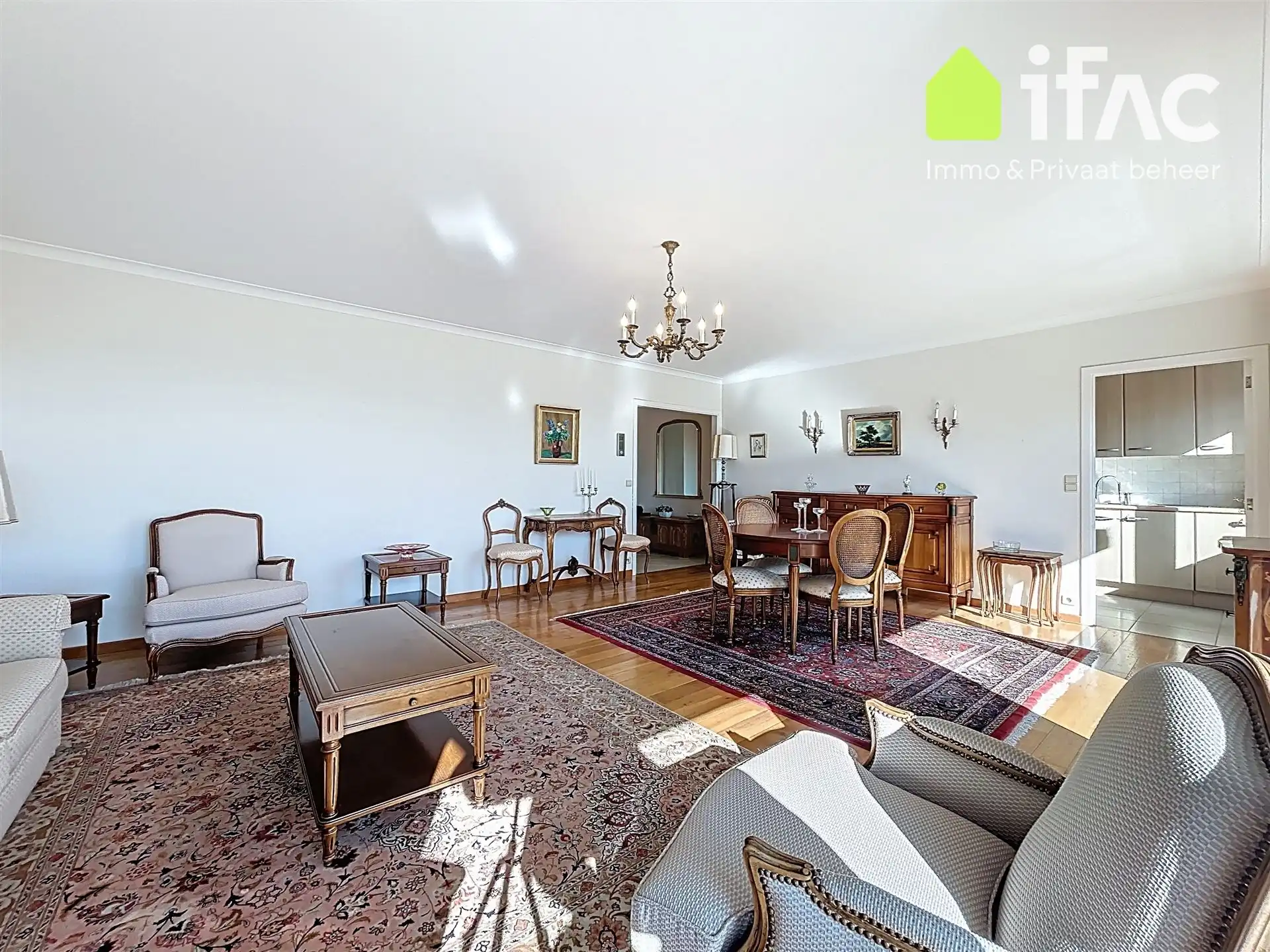 Ruim appartement met 3 slaap-, 2 badkamers en garagebox  foto 6