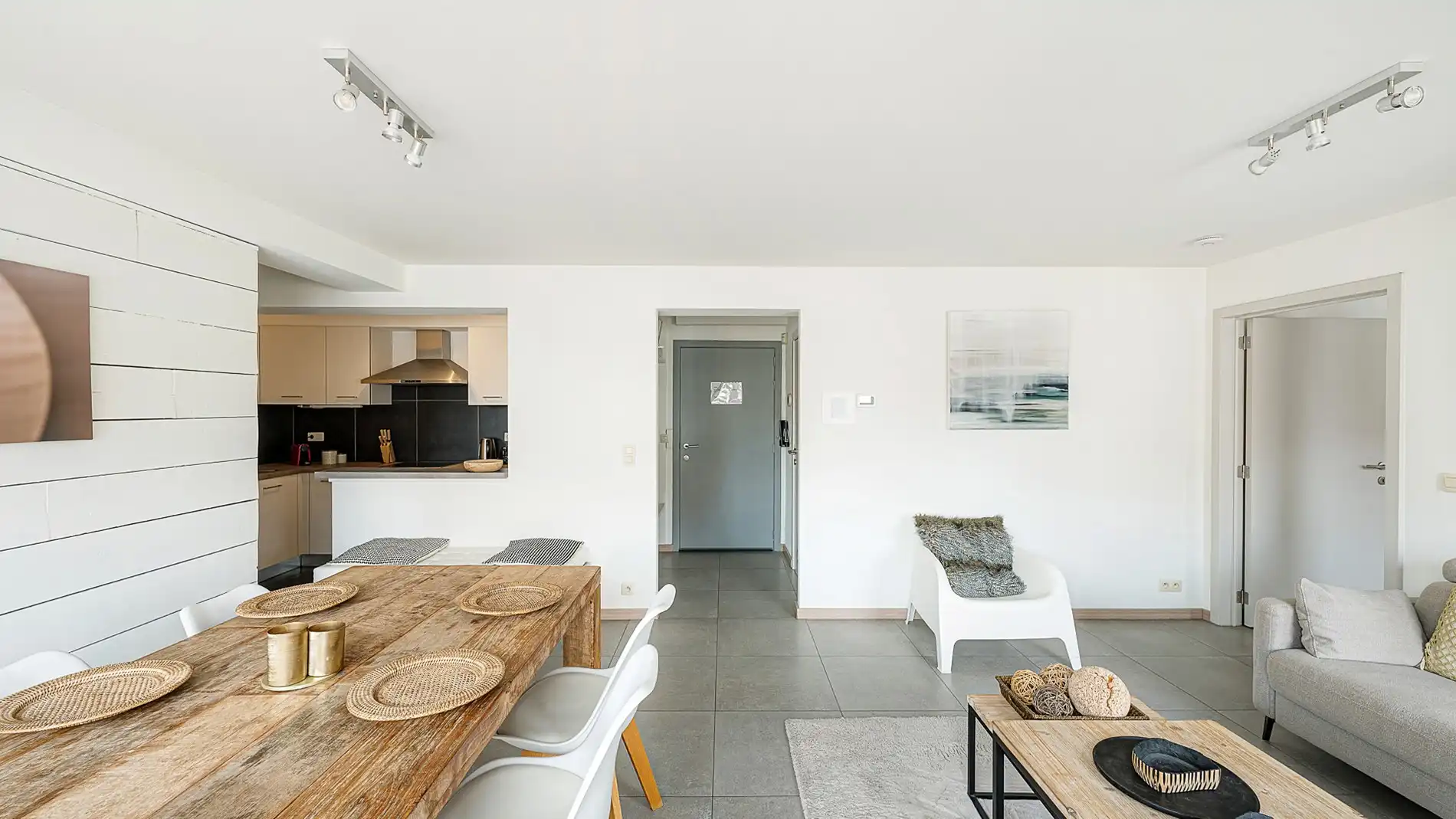 Breed appartement met 2 slpks. in centrum Knokke foto 7