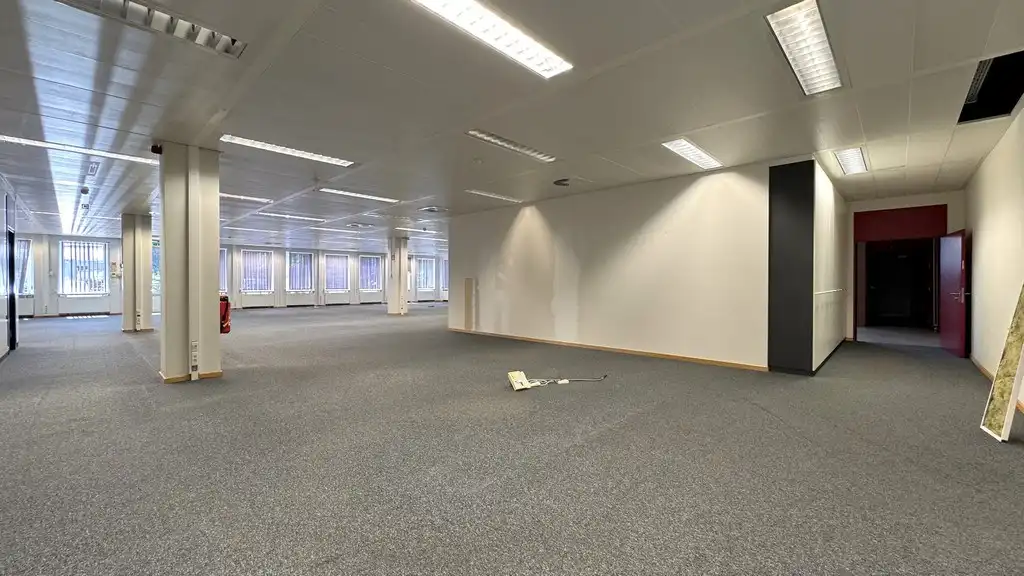 Instapklare kantoren te huur vlakbij E19 in Kontich foto 15