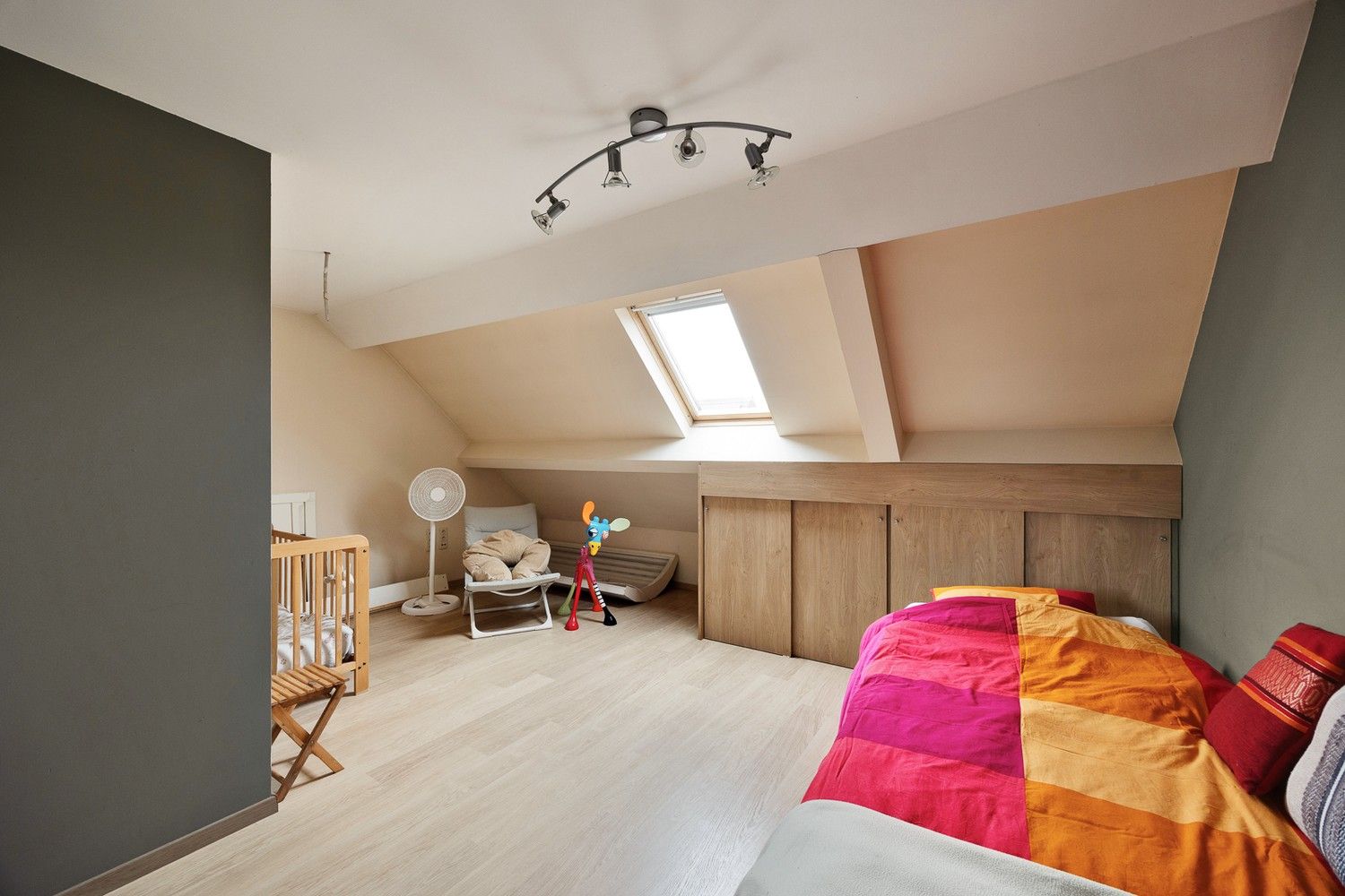 Prachtig duplexappartement met zonneterras in hartje Schoten foto 14