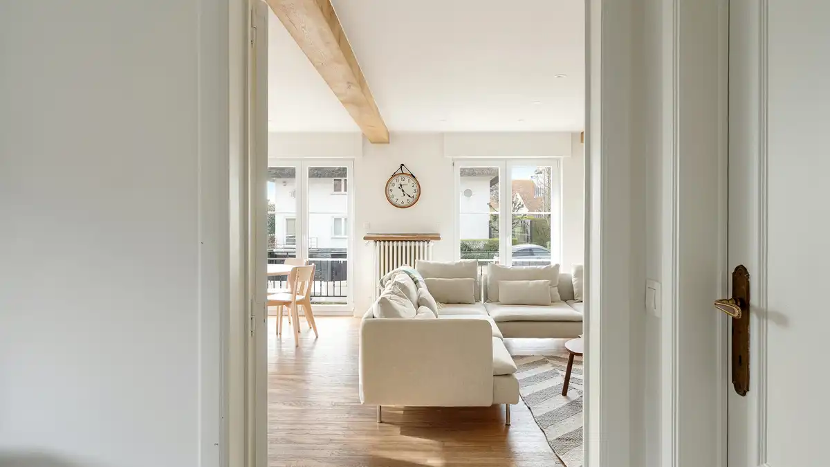 Subliem gerenoveerde koppelvilla op 150m van het strand te koop! foto 3