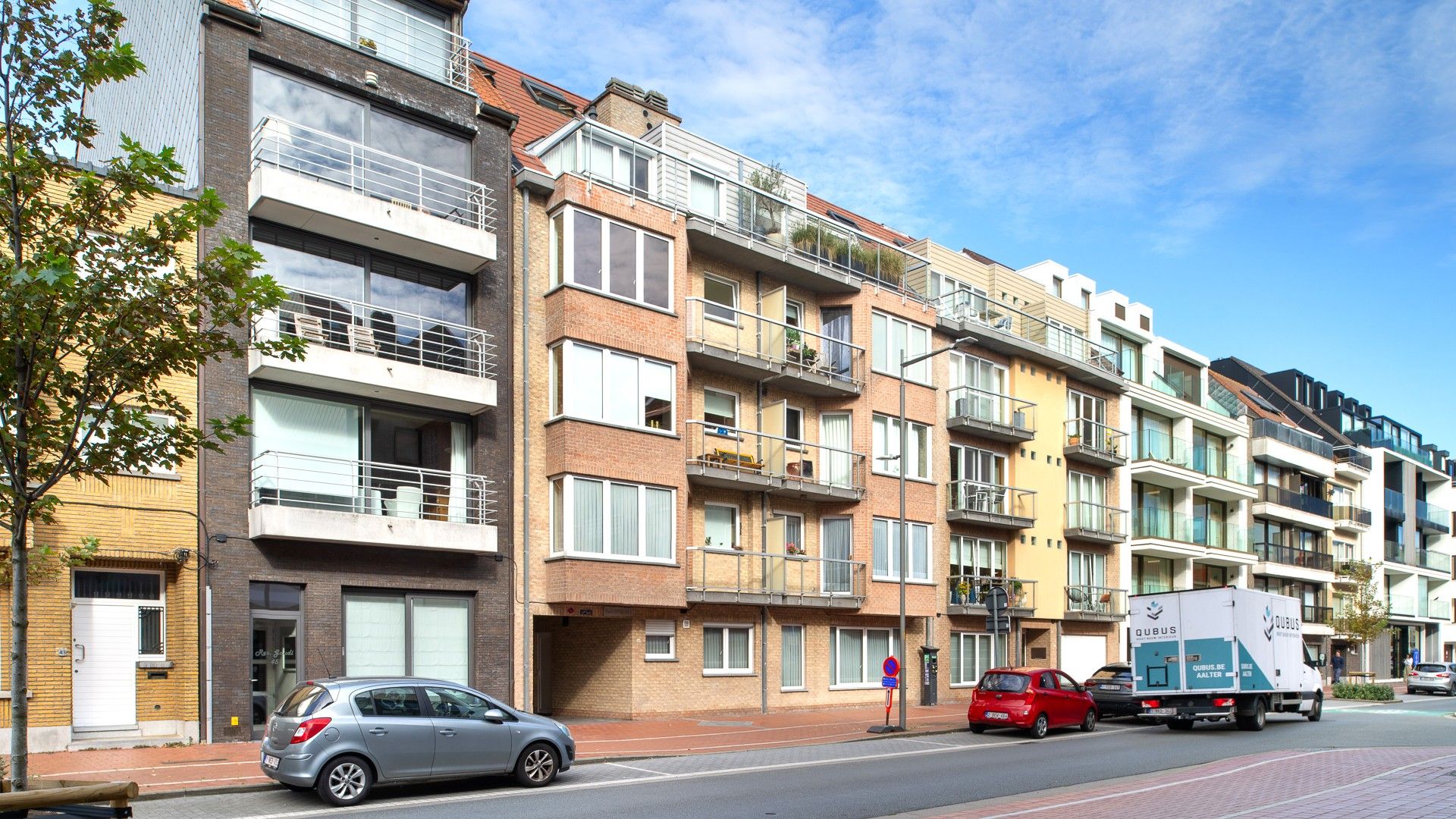Appartement met unieke terrassen gelegen op wandelafstand van de zee en de winkels. foto 12