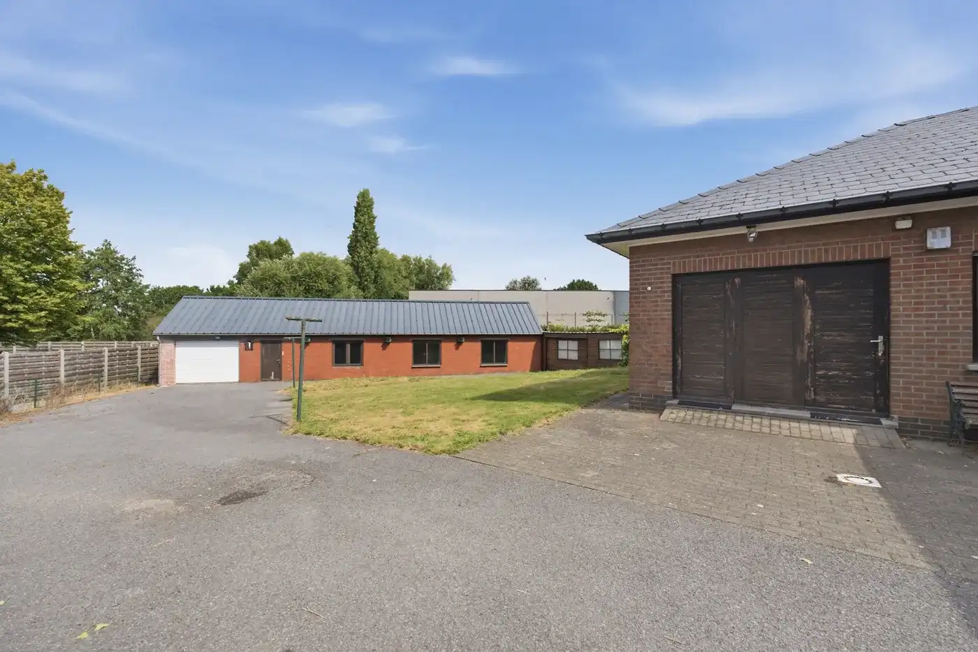 Ruime villa op het gelijkvloers met 1001 mogelijkheden! foto 12