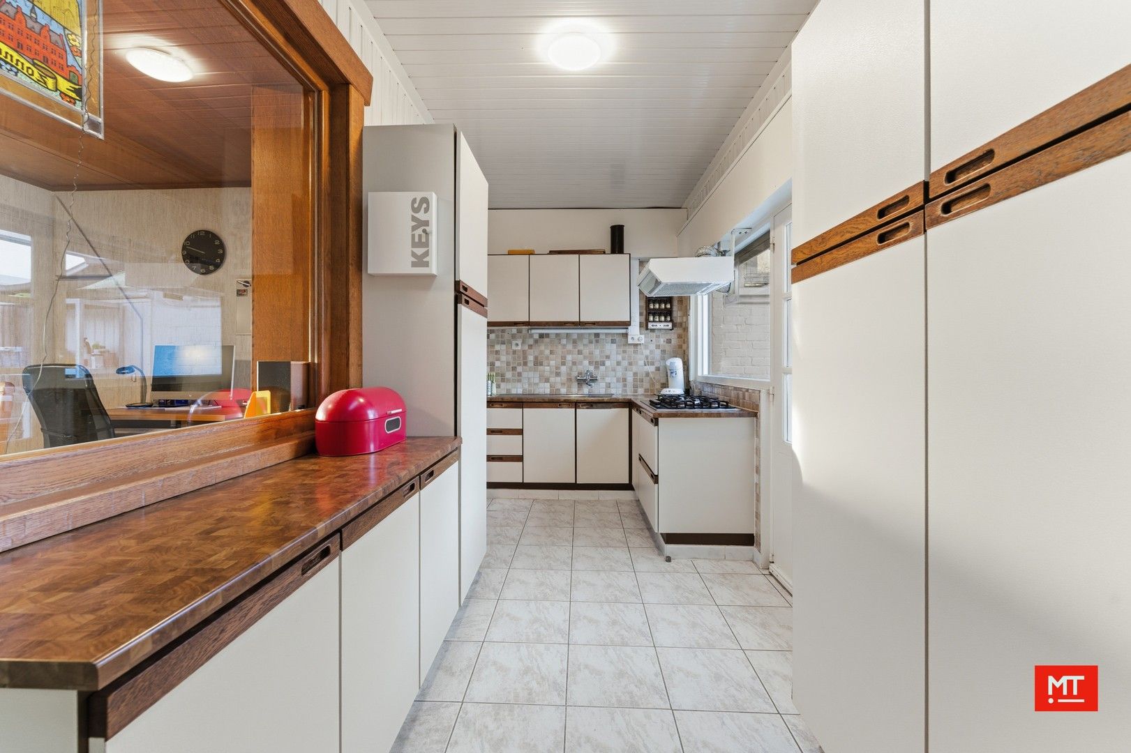 Woning met 3 slaapkamers en dubbele garage te koop in De Marul foto 7