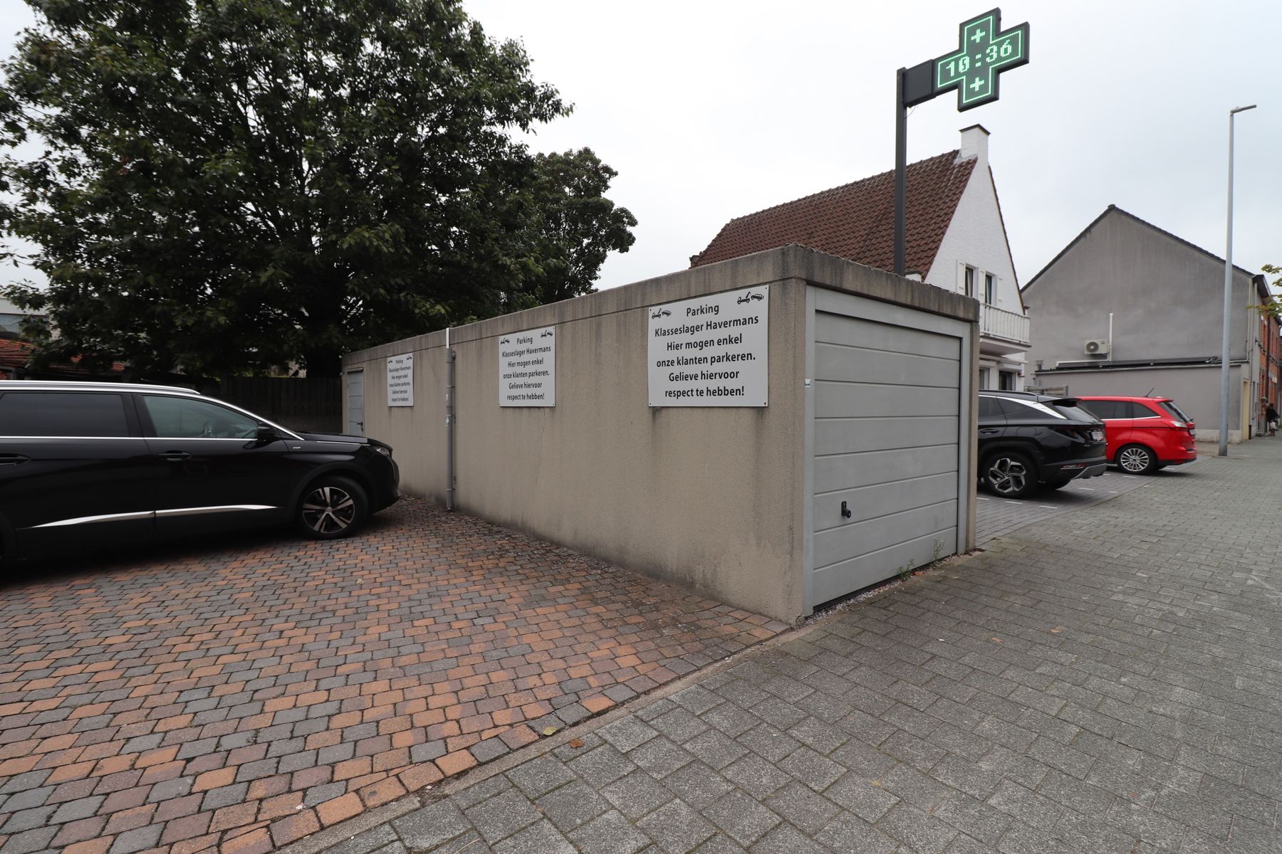 Gerenoveerde loft (2de en 3de verdieping) met terras (ca 28 m²), garage en fietsenberging. foto 21