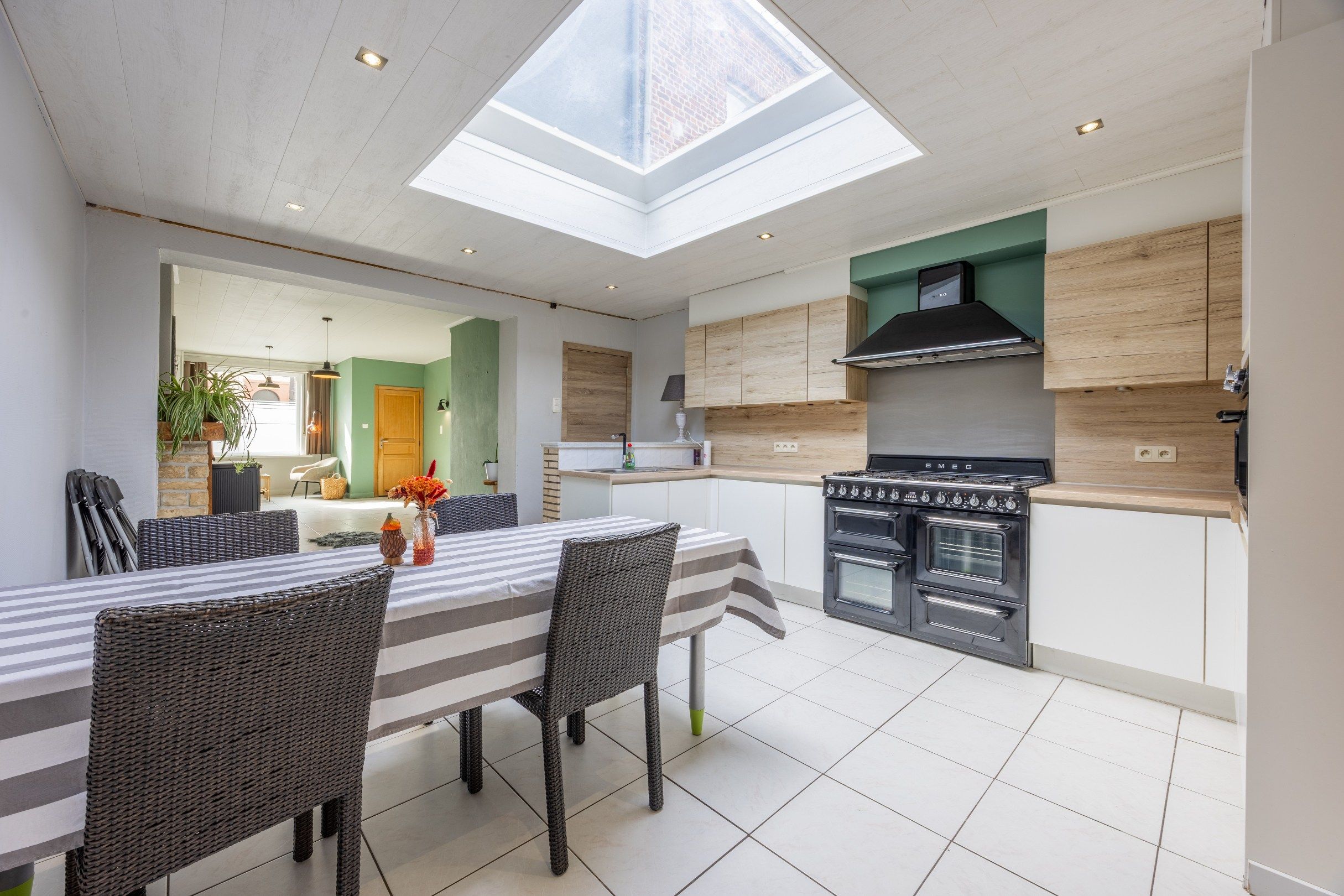 Starterswoning met drie slaapkamers en tuin foto 7