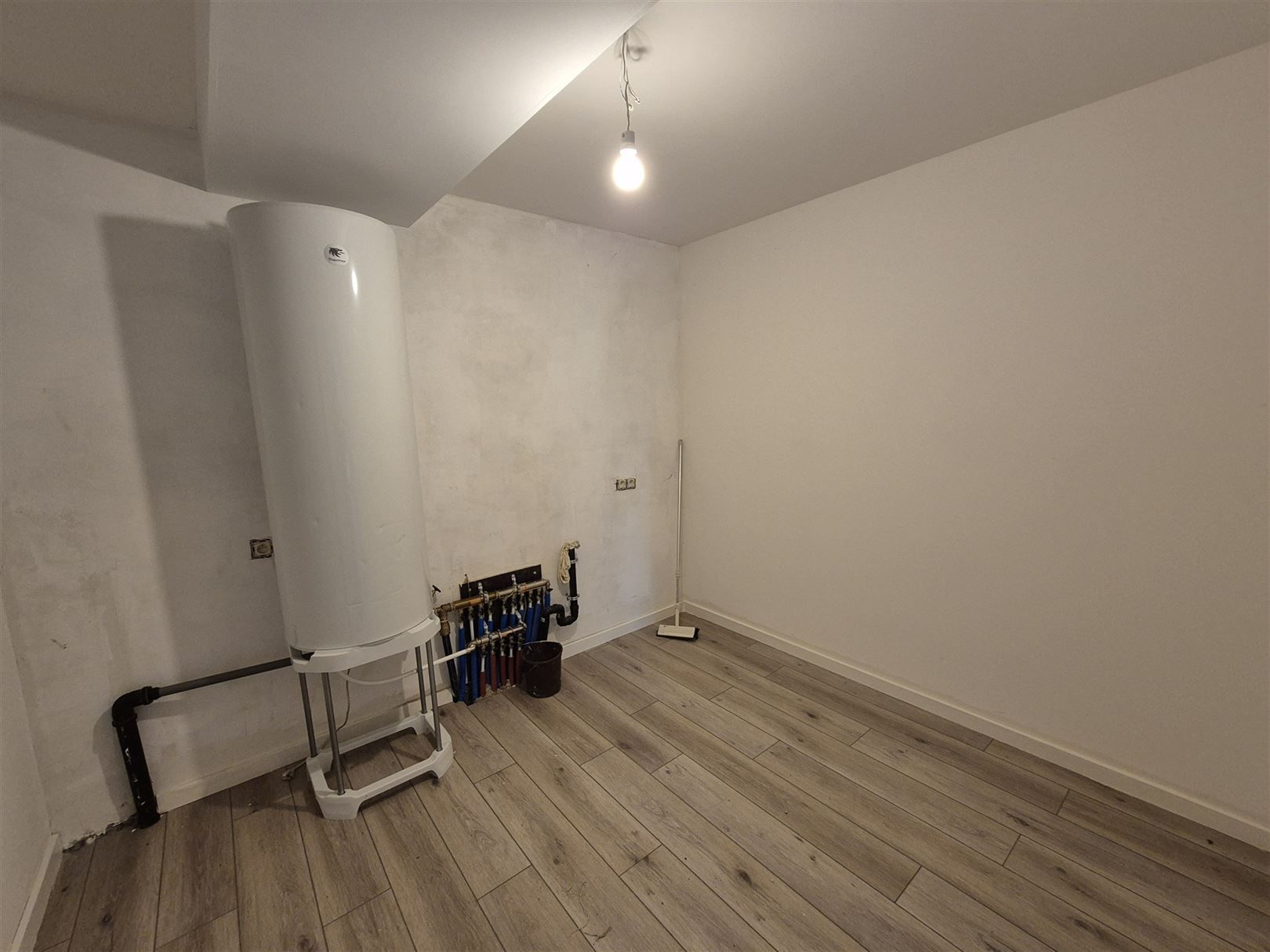 Handelsruimte met aansluitend appartement foto 14