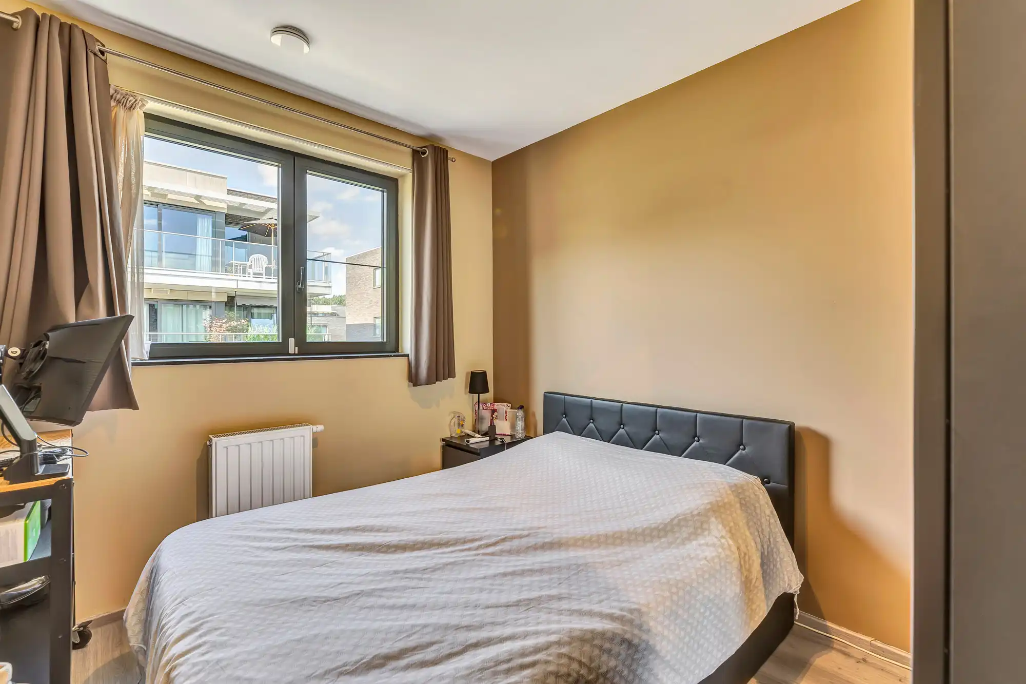 Instapklare woning met 3 slaapkamers en gezellige tuin foto 19