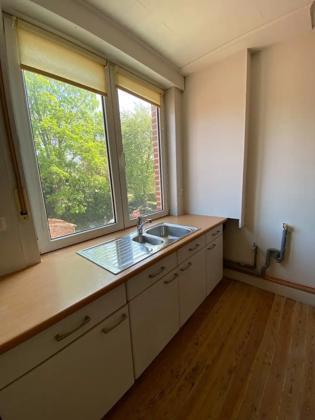 Ruim appartement in het bruisende centrum van Deerlijk TE HUUR! foto 16