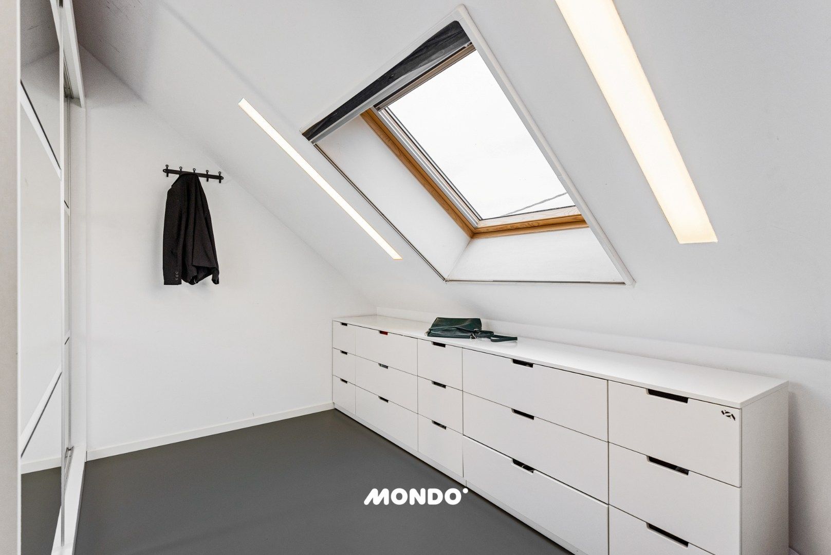 Ruime gezinswoning (5SLK) Meise: met Poolhouse, zwembad en 60m² Opslag/Garage. foto 22