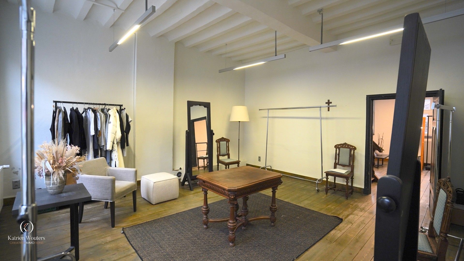 Historisch handelspand op commerciële TOP-locatie in hartje Sint-Truiden foto 2