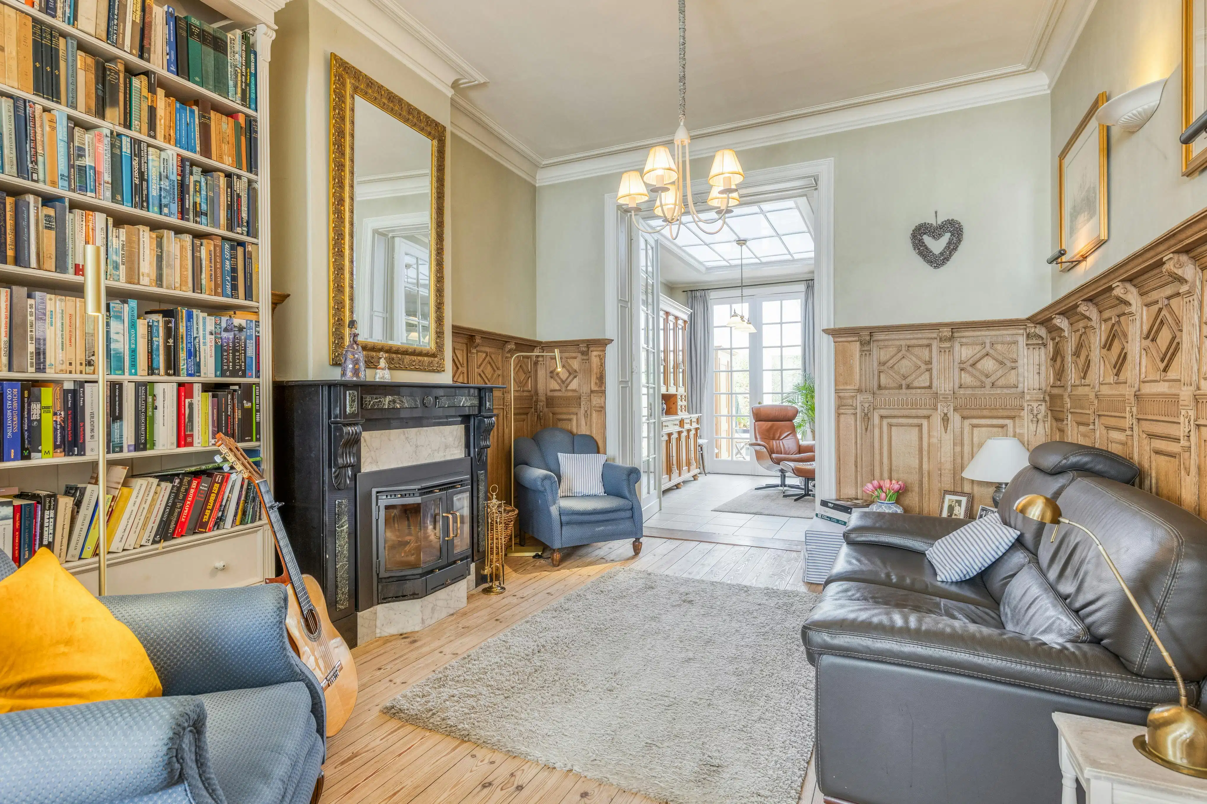 Karaktervol herenhuis met authentieke elementen  in Mechelen foto 4