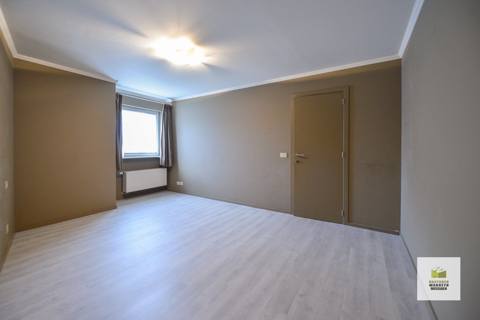 Ruim appartement met 2 slaapkamers, terras en garage in centrum Wingene foto 16