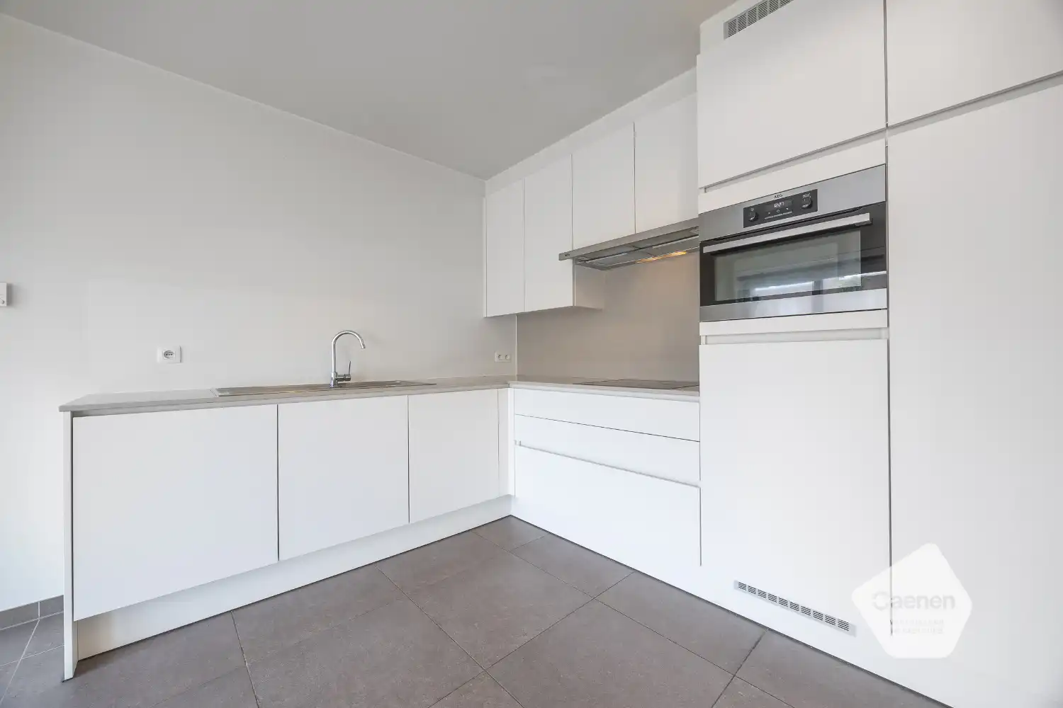 Eén slaapkamer appartement in centrum Oostende foto 4