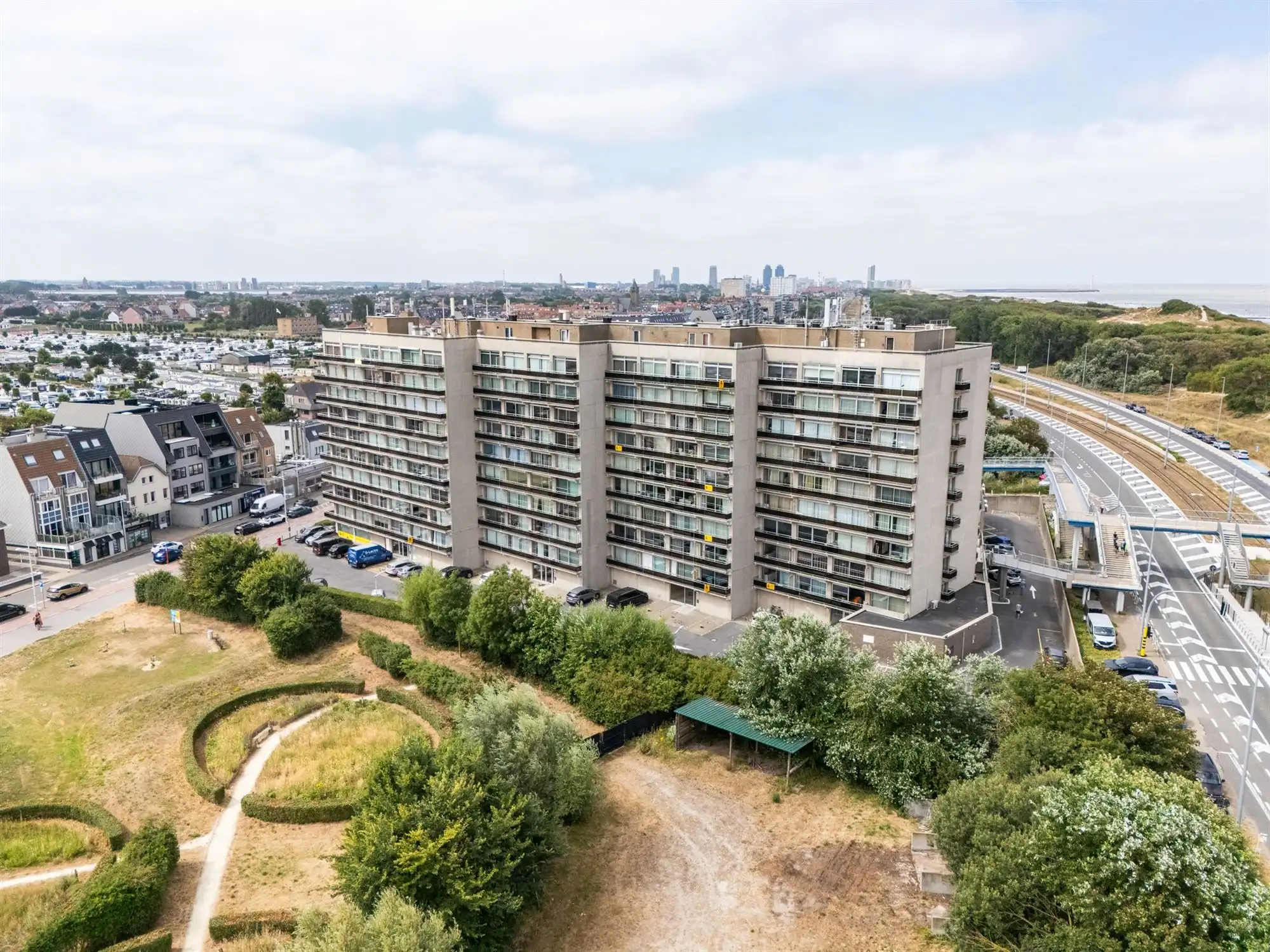 Zonnig aappartement met zeezicht! foto 2
