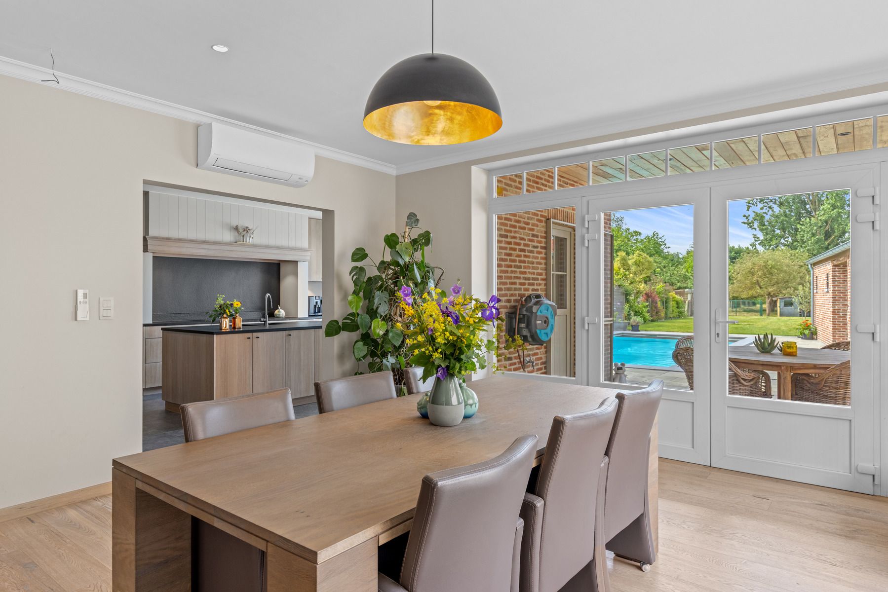 BAMBRUGGE - Uitzonderlijke woning met tuin op toplocatie foto 12