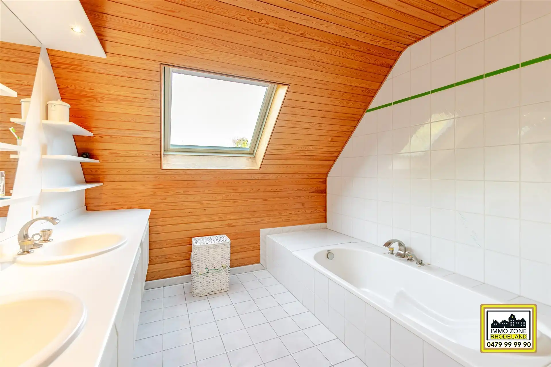 Prachtige villa met grote tuin met ideale ligging foto 25