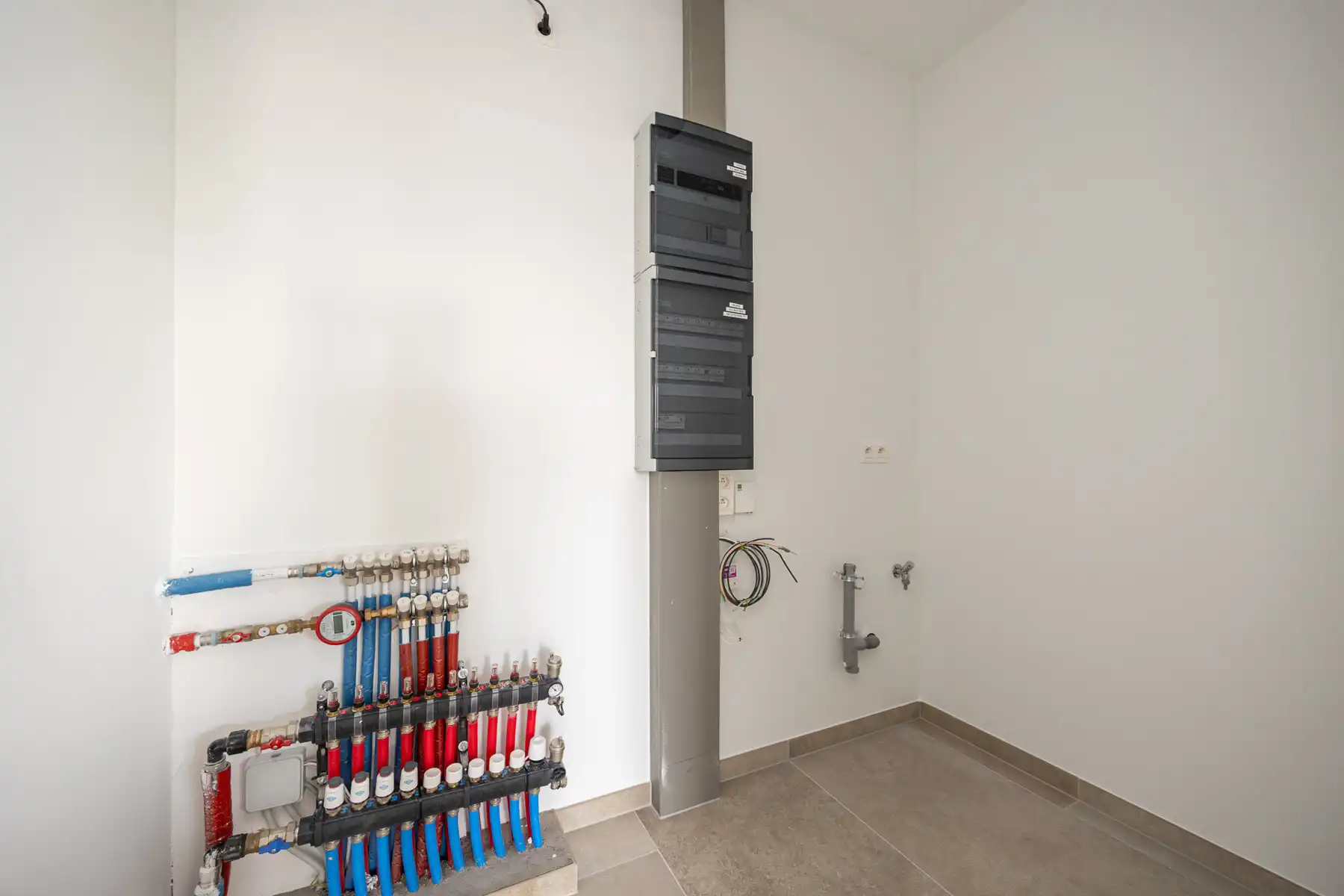 Prachtig nieuwbouwappartement op de 3de verdieping met ondergrondse autostaanplaats en berging. foto 8