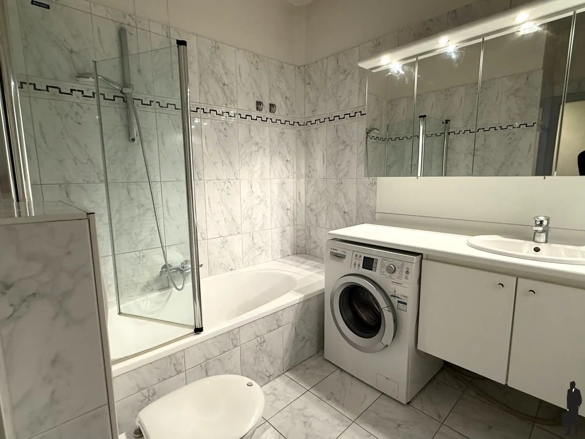 Zeer licht appartement op een absolute toplocatie. foto 10