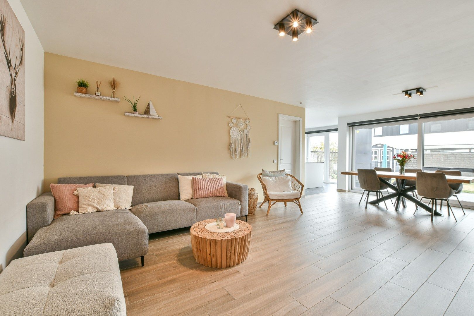 Recente gezinswoning met 4 slaapkamers op toplocatie in De Haan! foto 6