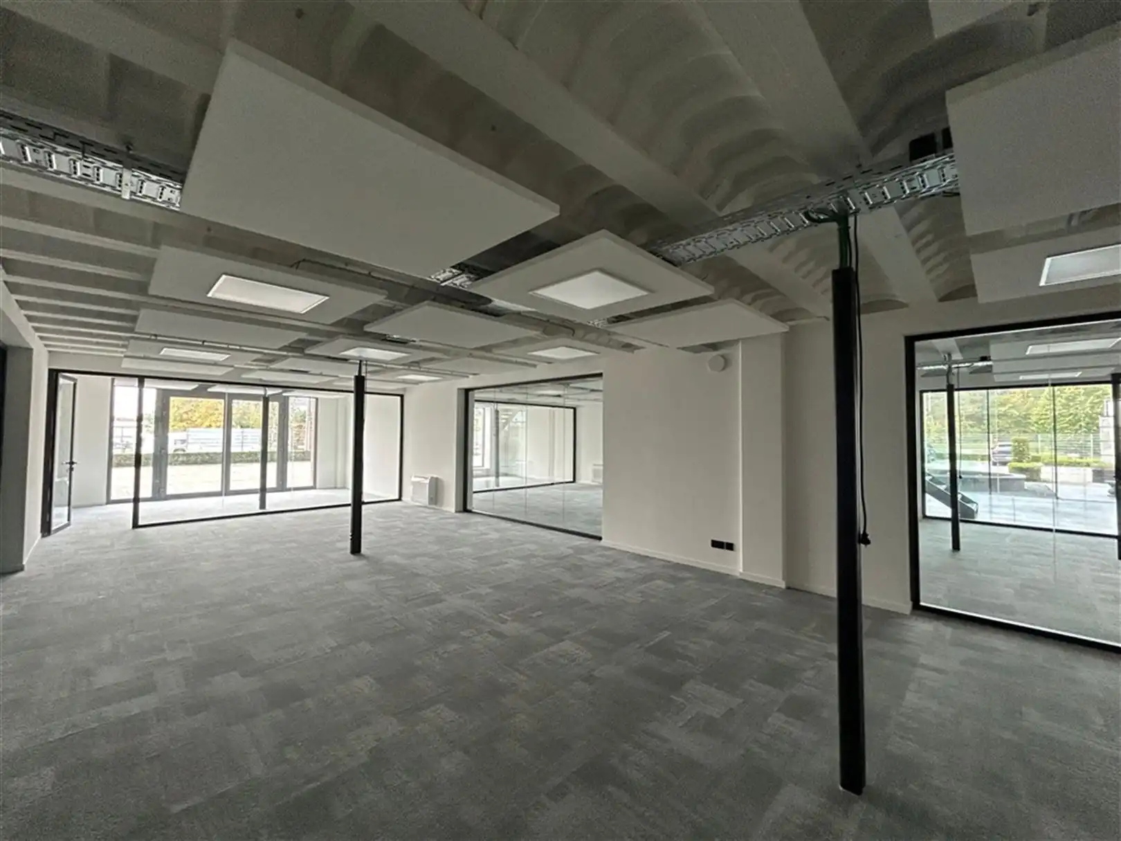 Kantoorgebouw foto 12