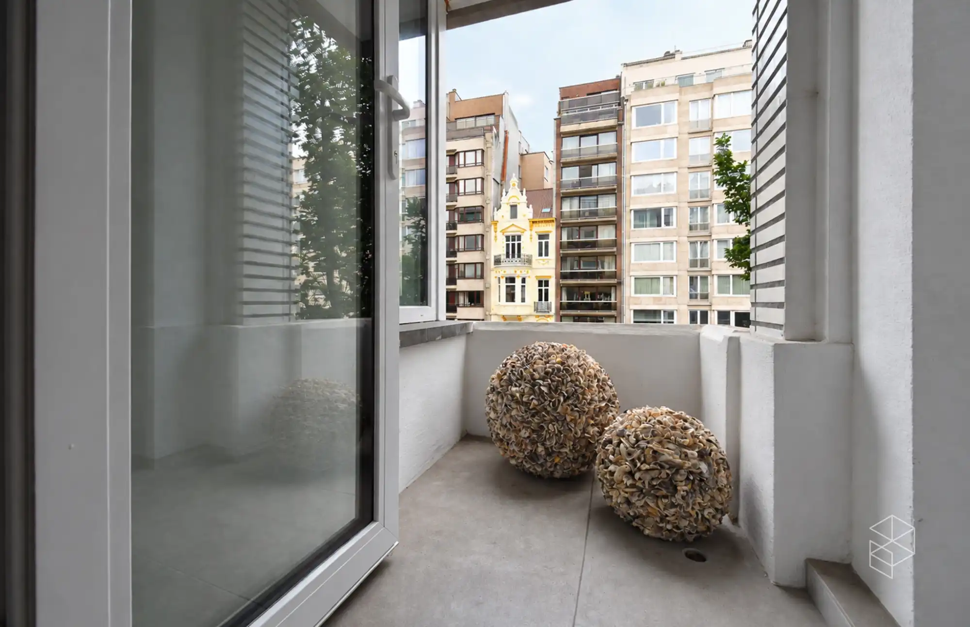 GERENOVEERD APPARTEMENT MET ZICHT OP het LEOPOLD PARK foto 3