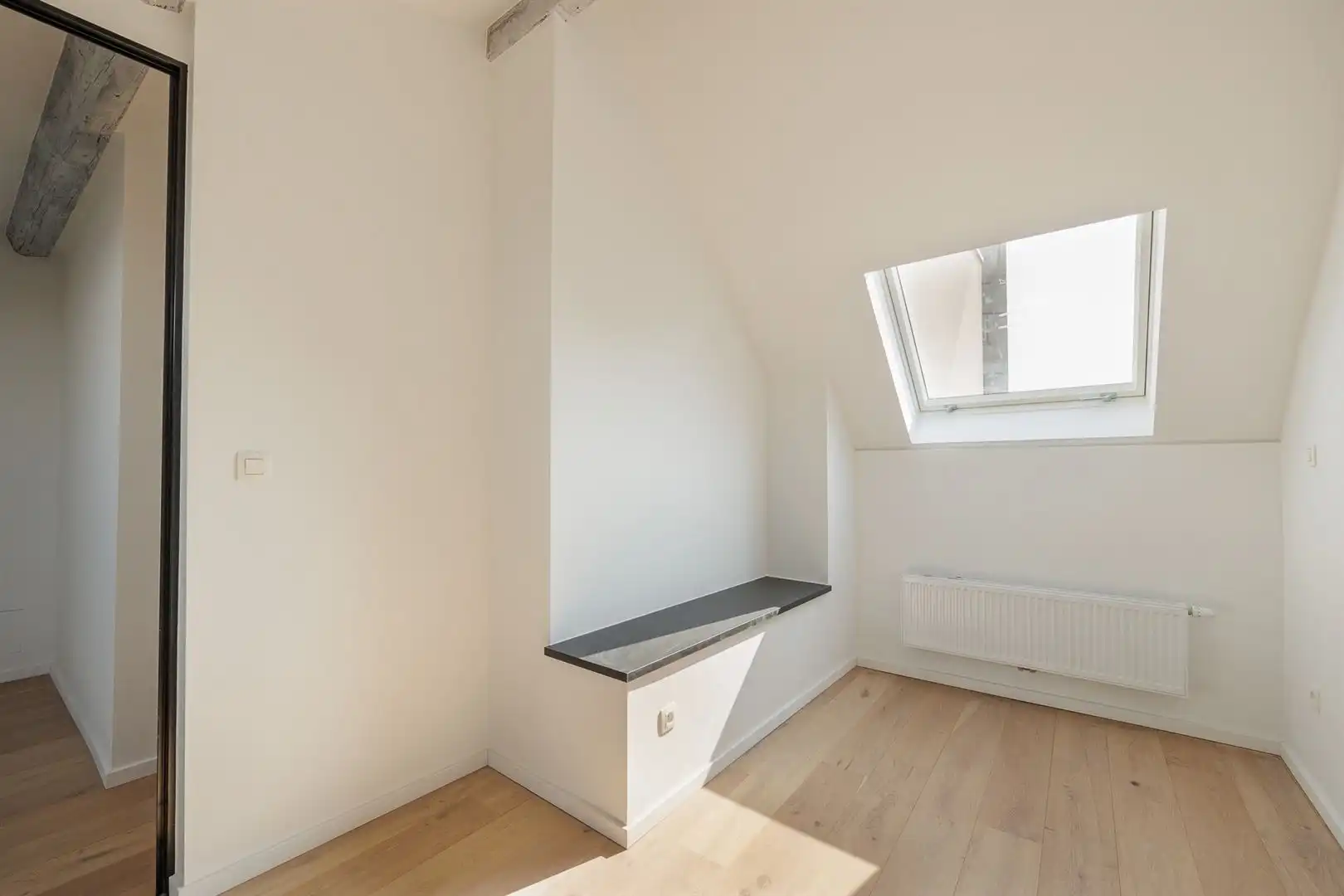 Lofty appartement met terras foto 10