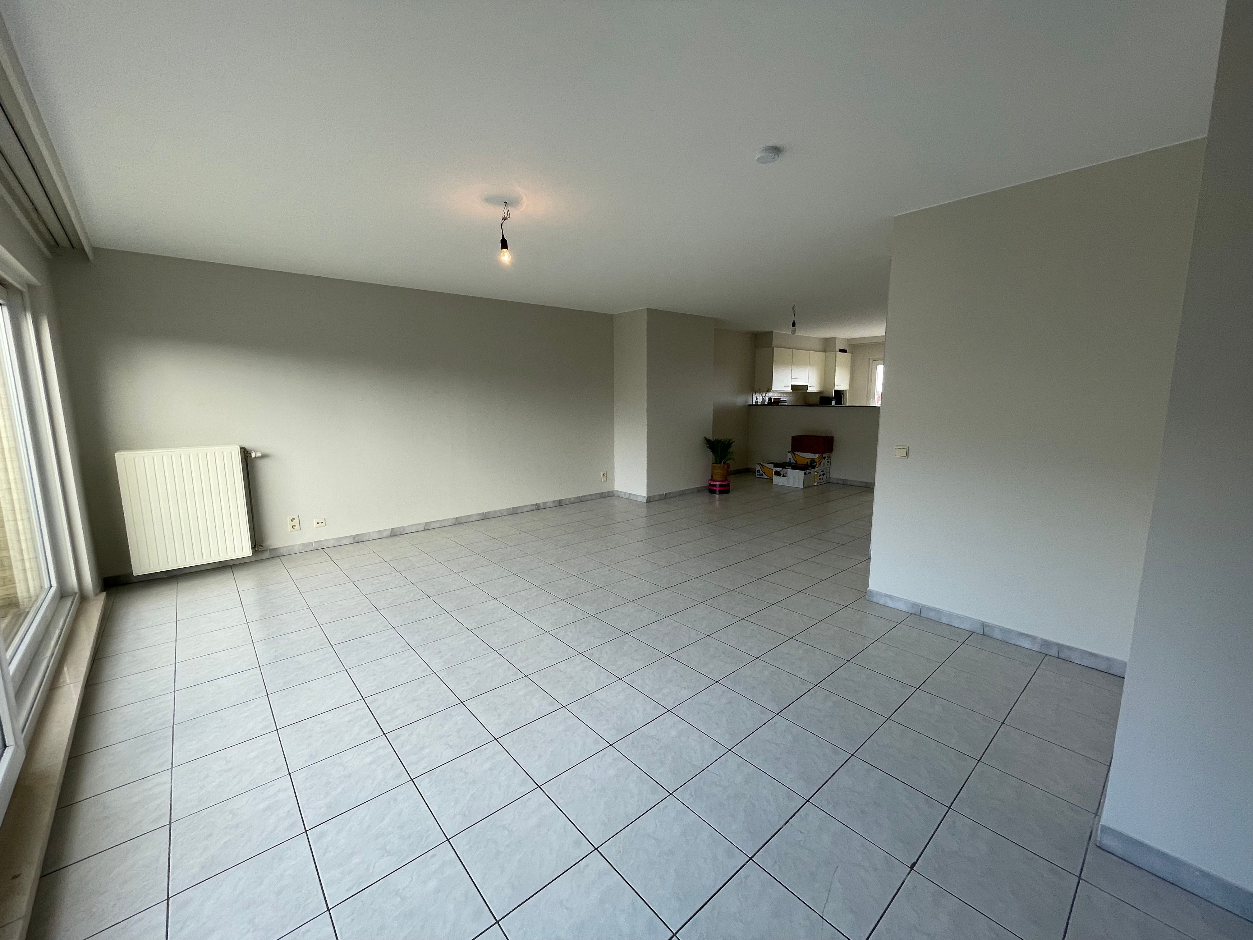 Mooi duplexappartement met drie slaapkamers en twee zongerichte terrassen. foto 8