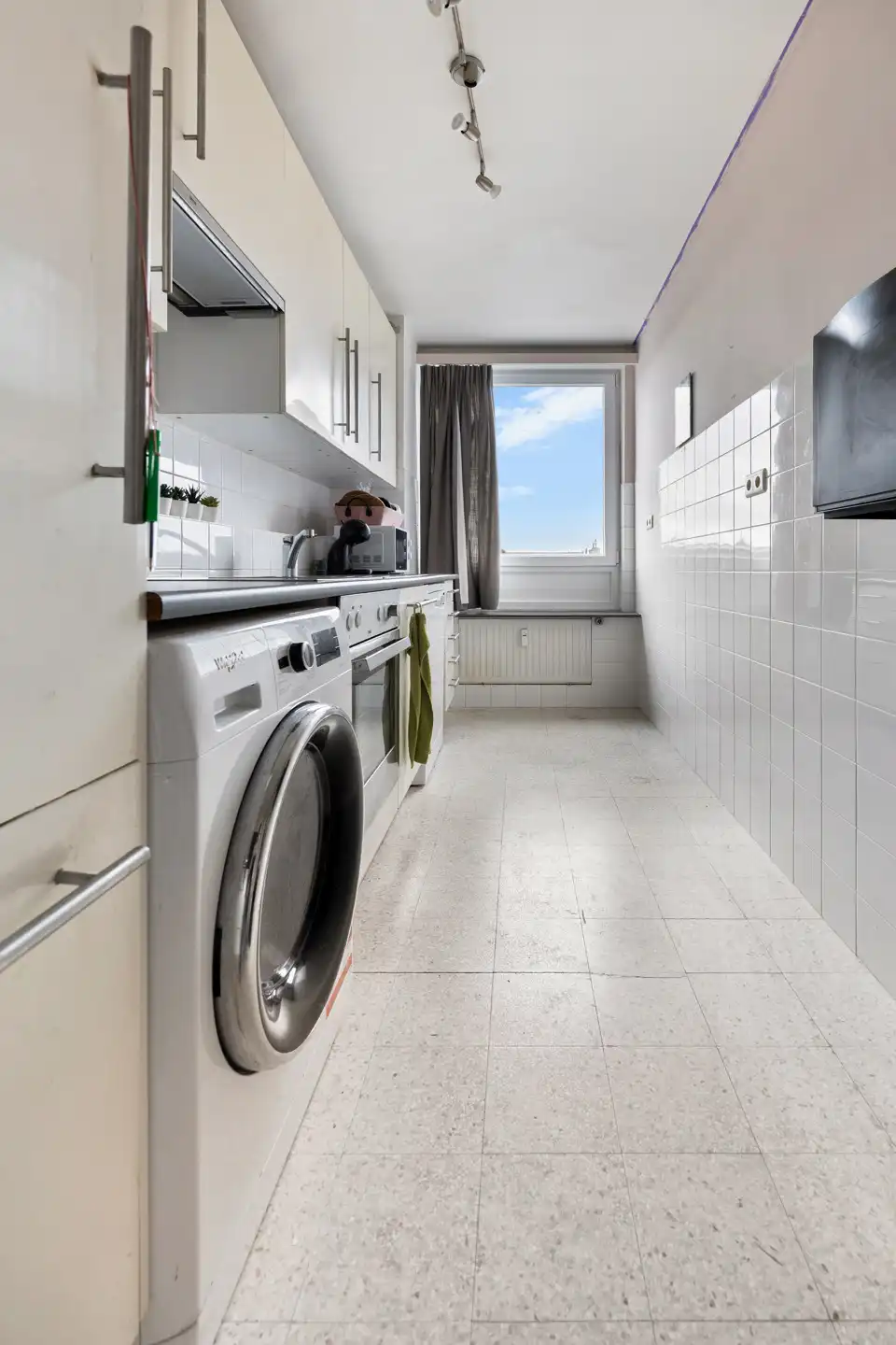 goed gelegen appartement met 2 slaapkamers, terras en garage foto 5