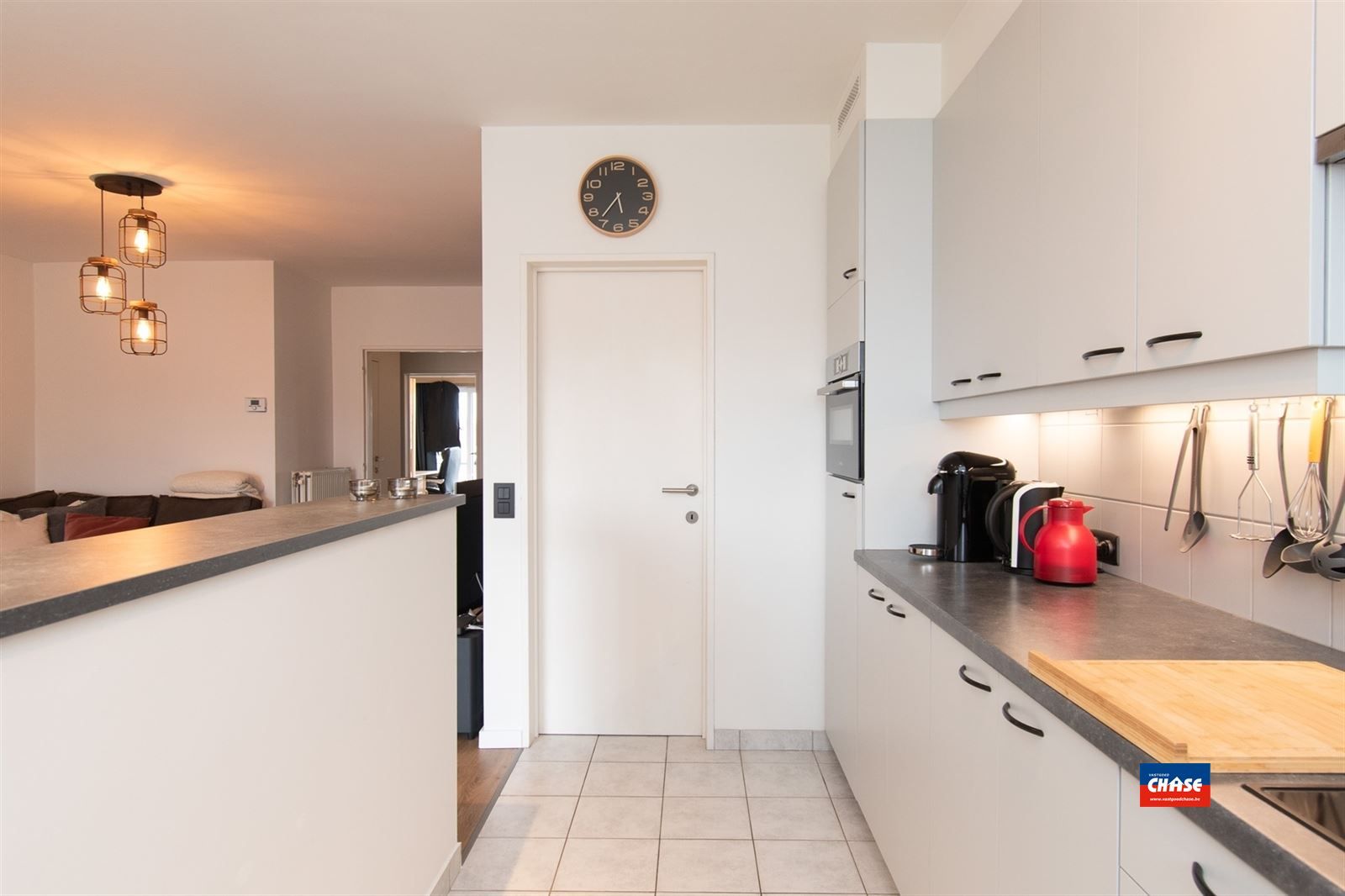 !!! VERKOCHT ONDER VOORWAARDEN !!! Instapklaar appartement met 2 slaapkamers en terras foto 6