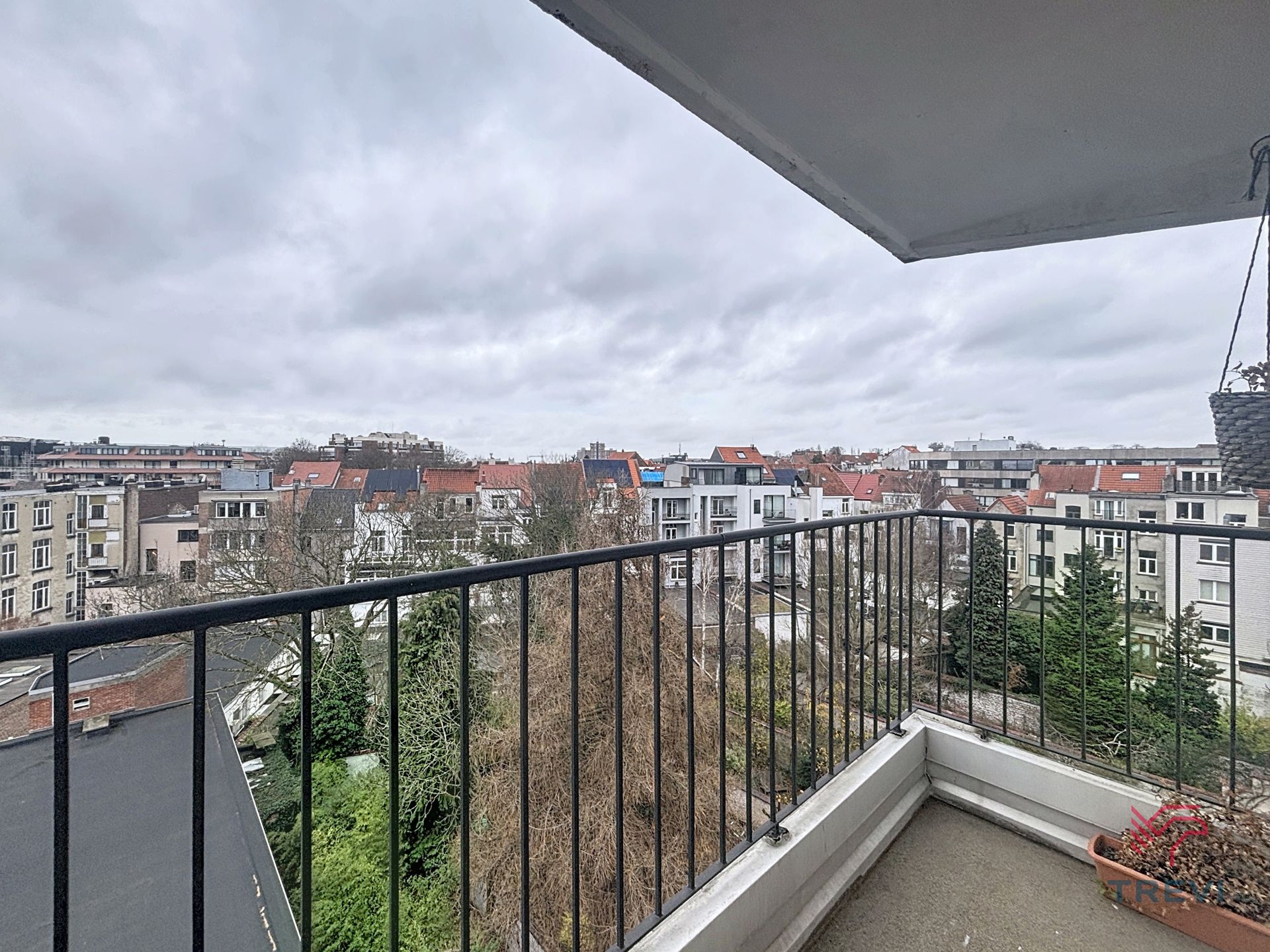 CINQUANTENAIRE – VOLLEDIG GERENOVEERD 2-SLAAPKAMERAPPARTEMENT foto 13