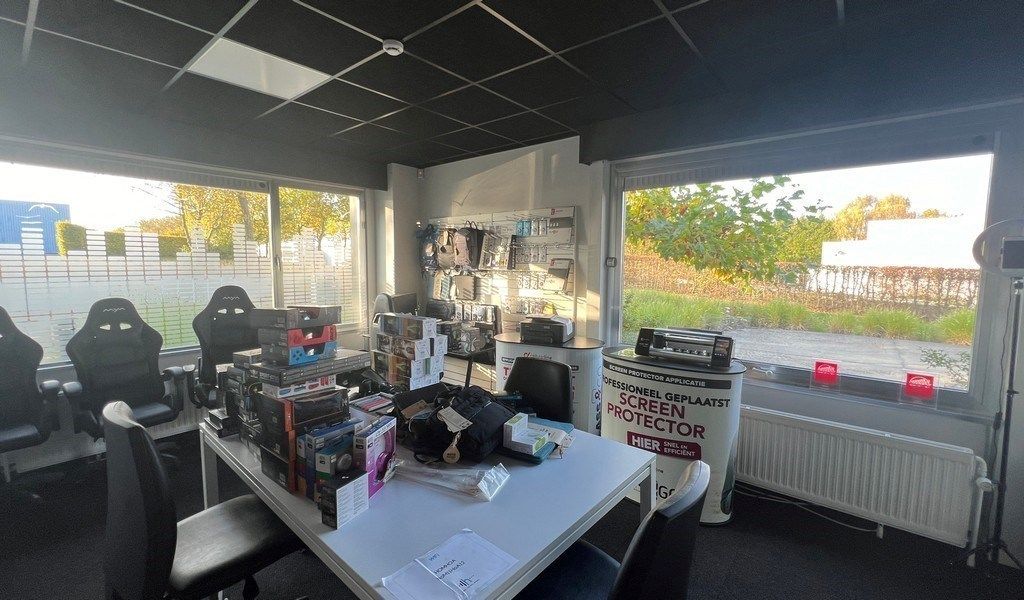 Bedrijfsgebouw met uitbreidingsmogelijkheden te koop in Ronse foto 21