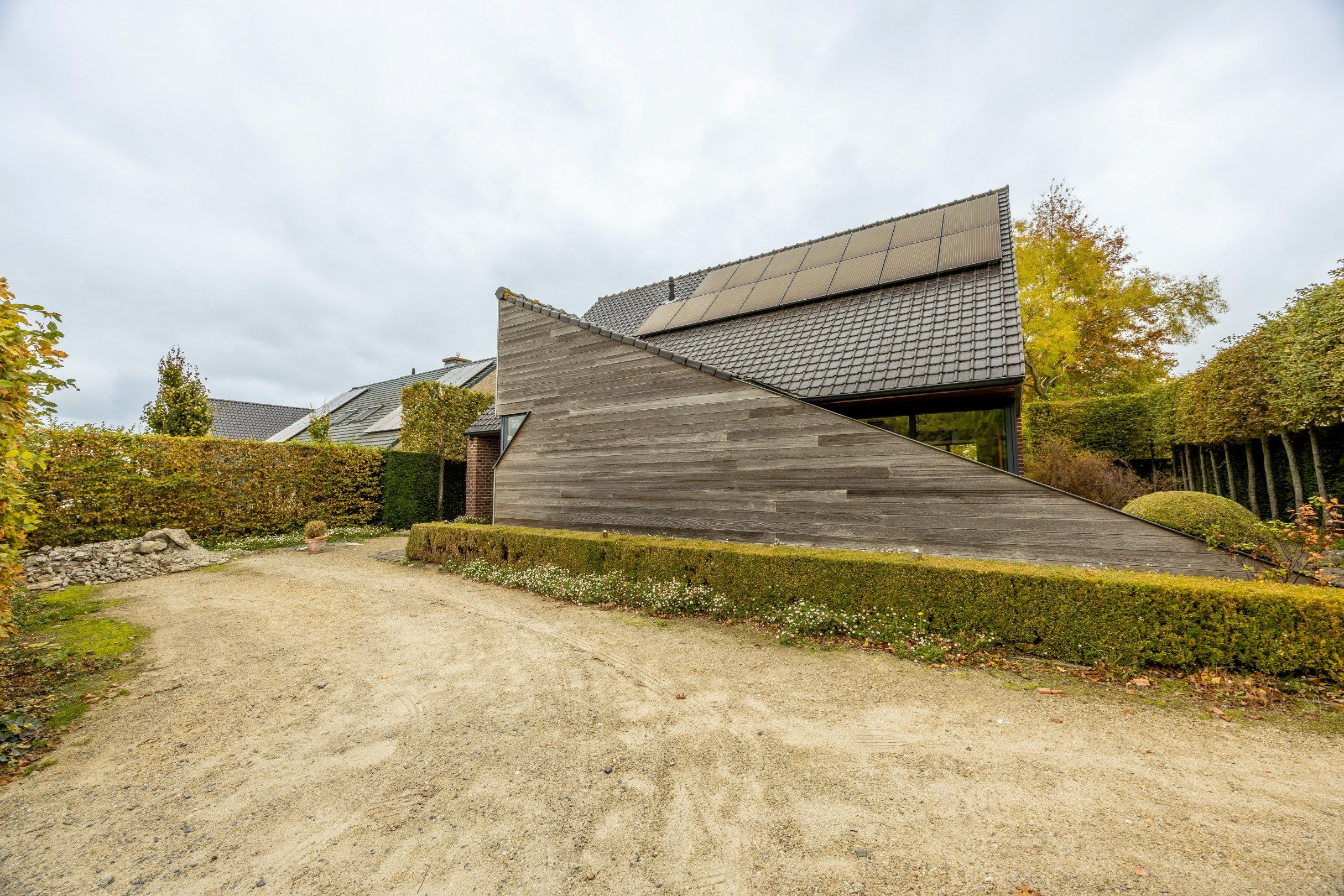 ALLEENSTAANDE VILLA MET KARAKTER foto 2