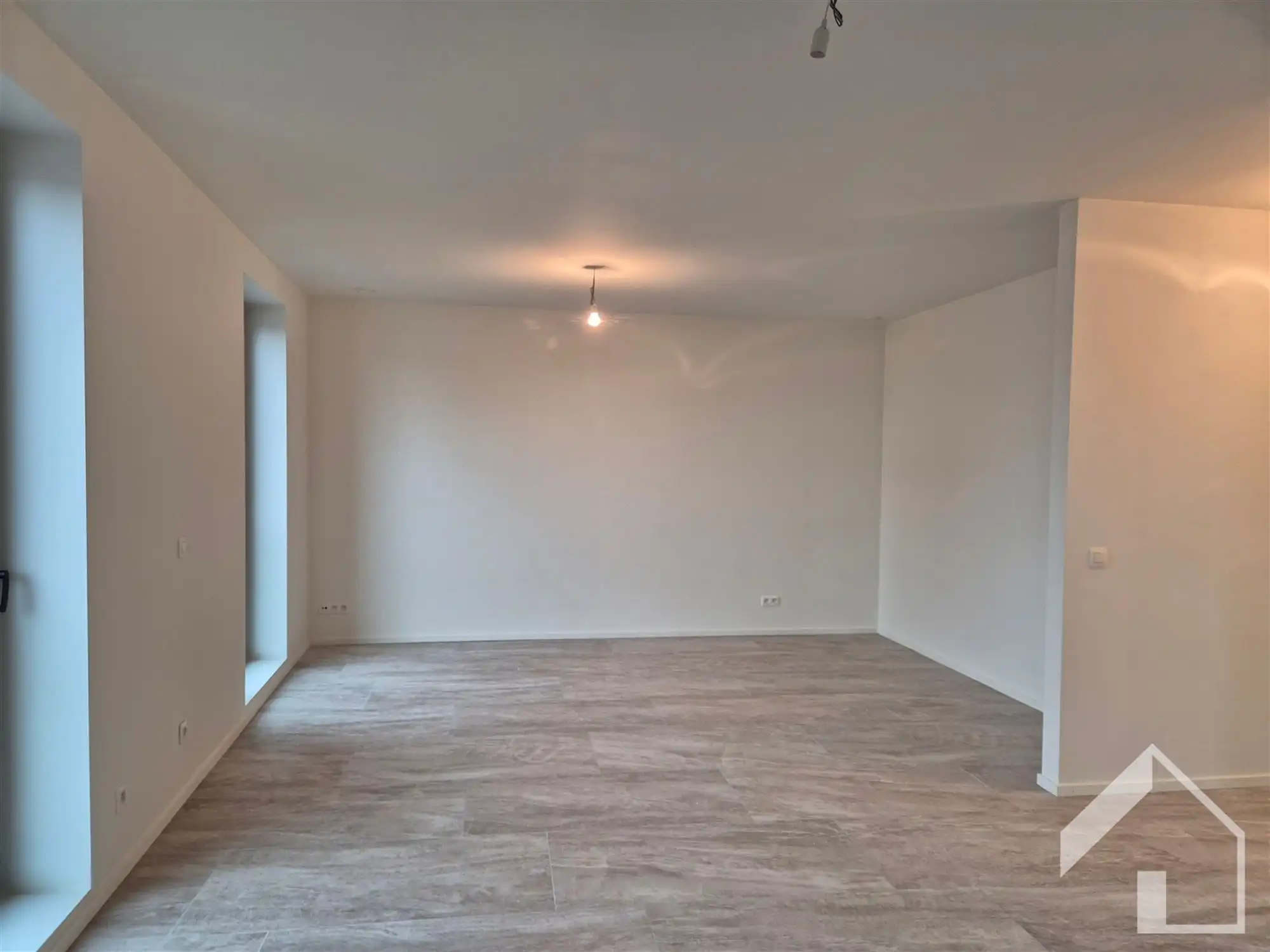 Nieuwbouw appartement op de 1ste verdieping met 2 slaapkamers, terras en lift  foto 7