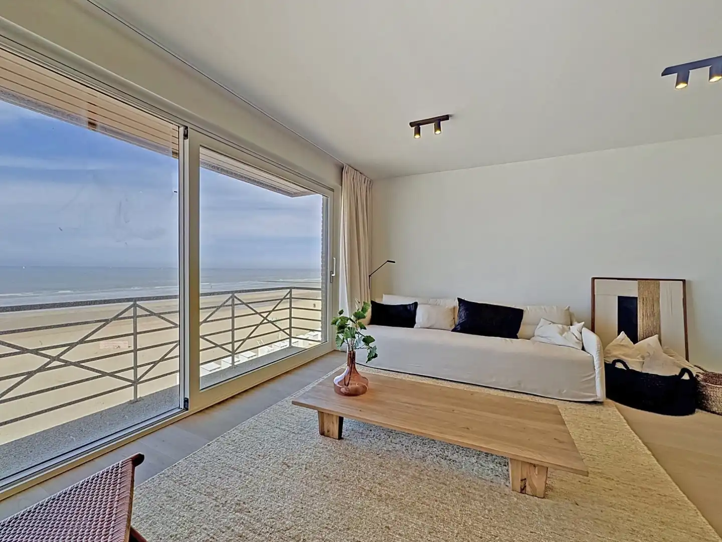 Prachtig appartement met zeezicht. foto 8