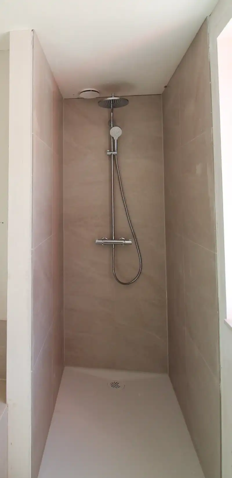 Ruime nieuwbouwwoning te Waardamme foto 11