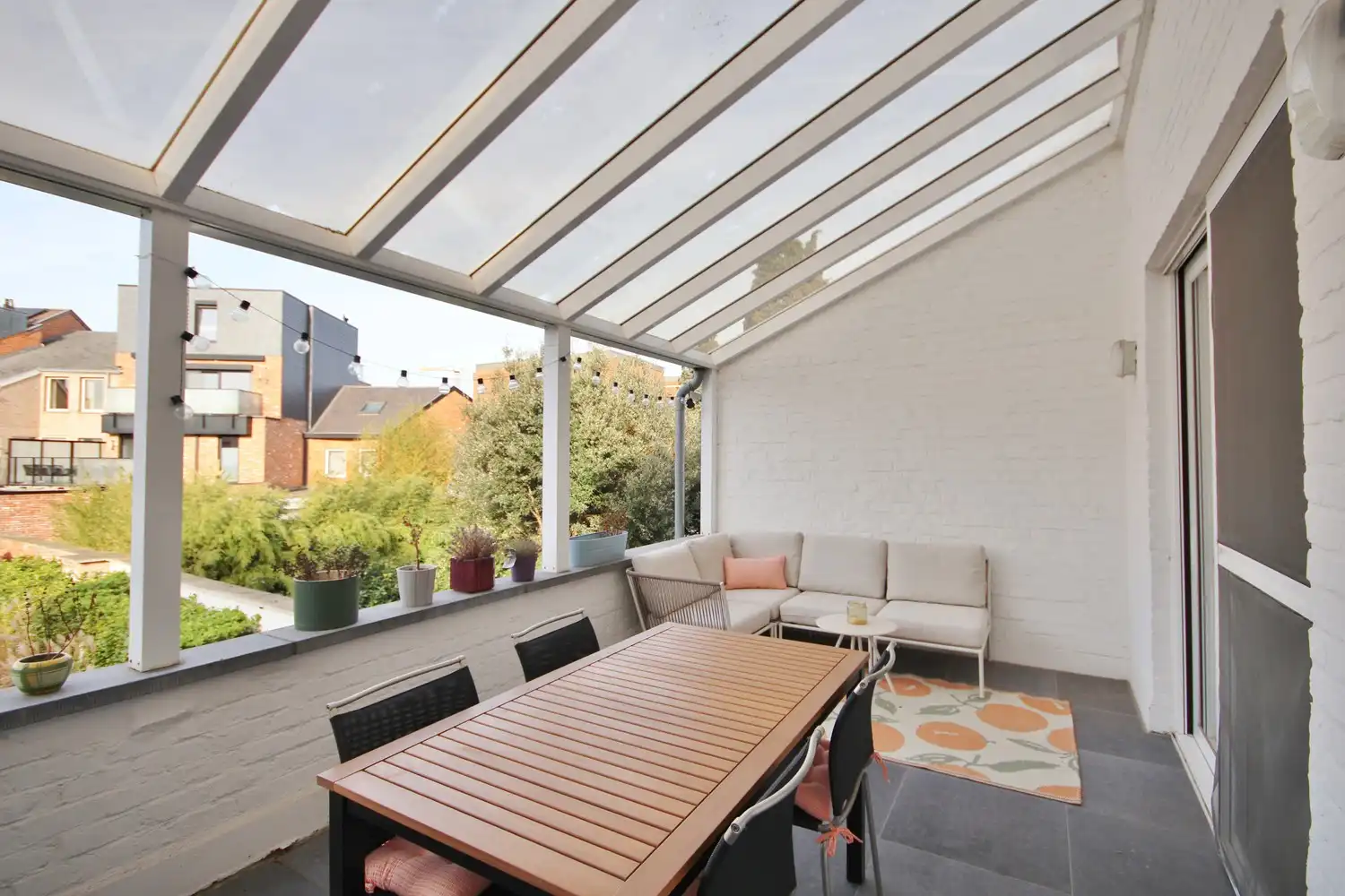 Appartement op gunstige locatie met groot terras foto 8