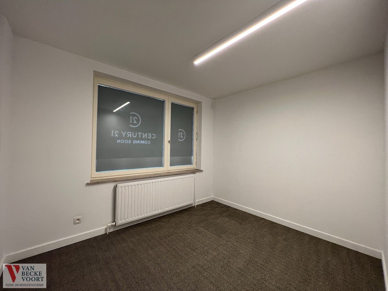 Handelsgelijkvloers 75 m² foto 4